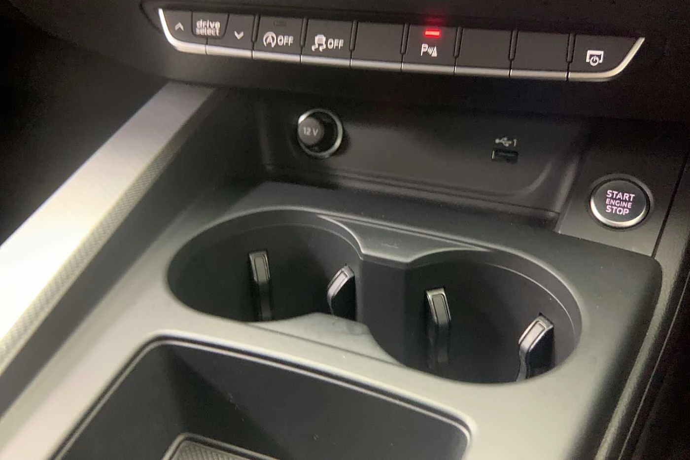 Audi-A4-image-21