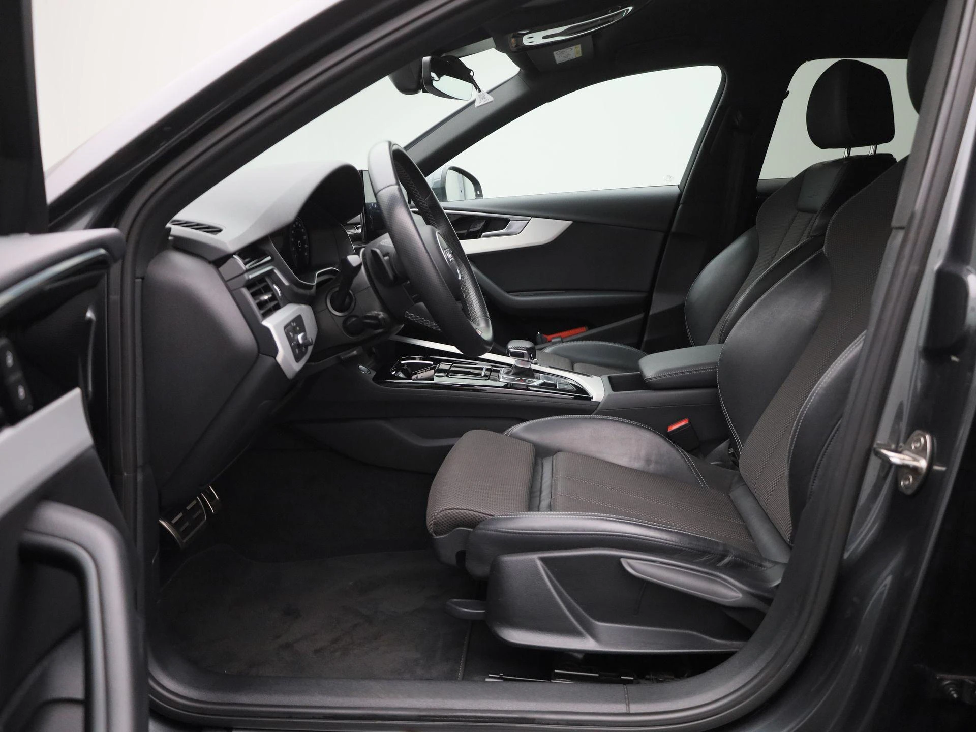 Audi-A4-image-10