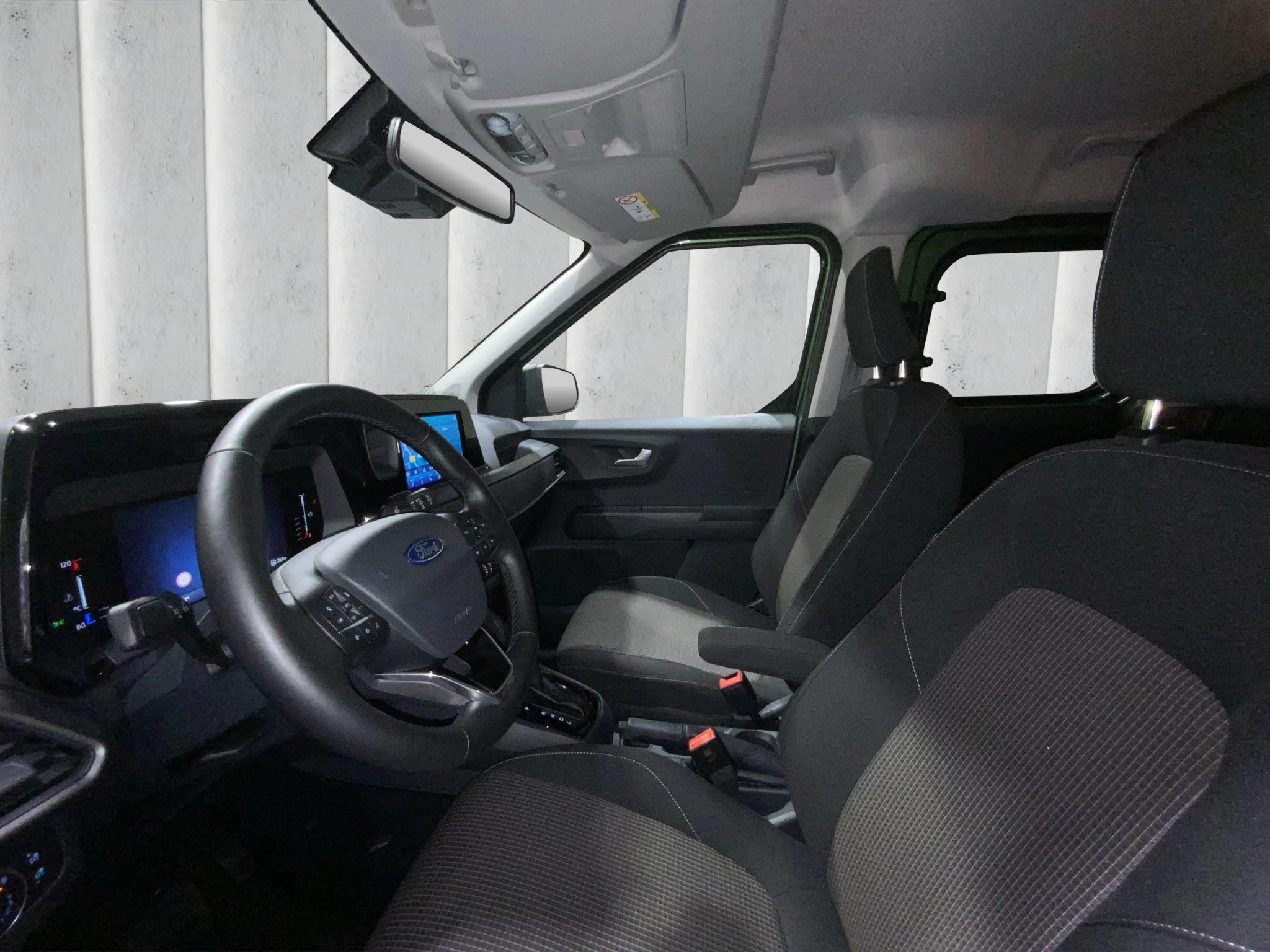 Ford-Tourneo Courier-image-9