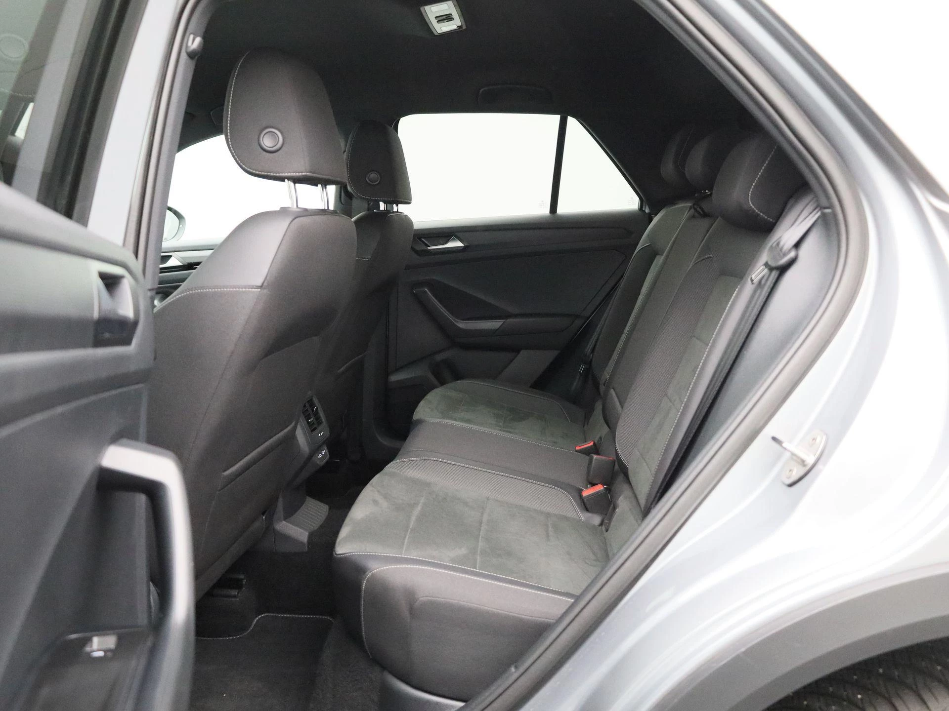 Volkswagen T-Roc 1.5 TSI R-Line 150 PK