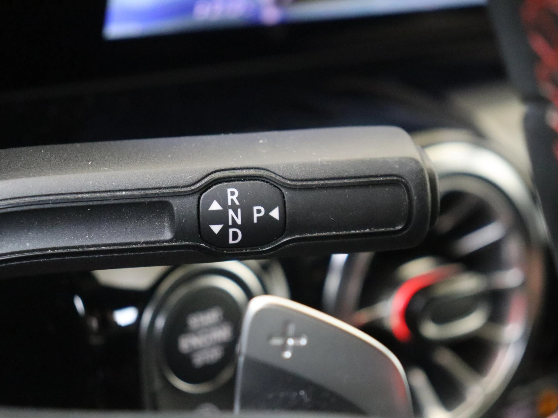 Mercedes-Benz-GLA-image-14
