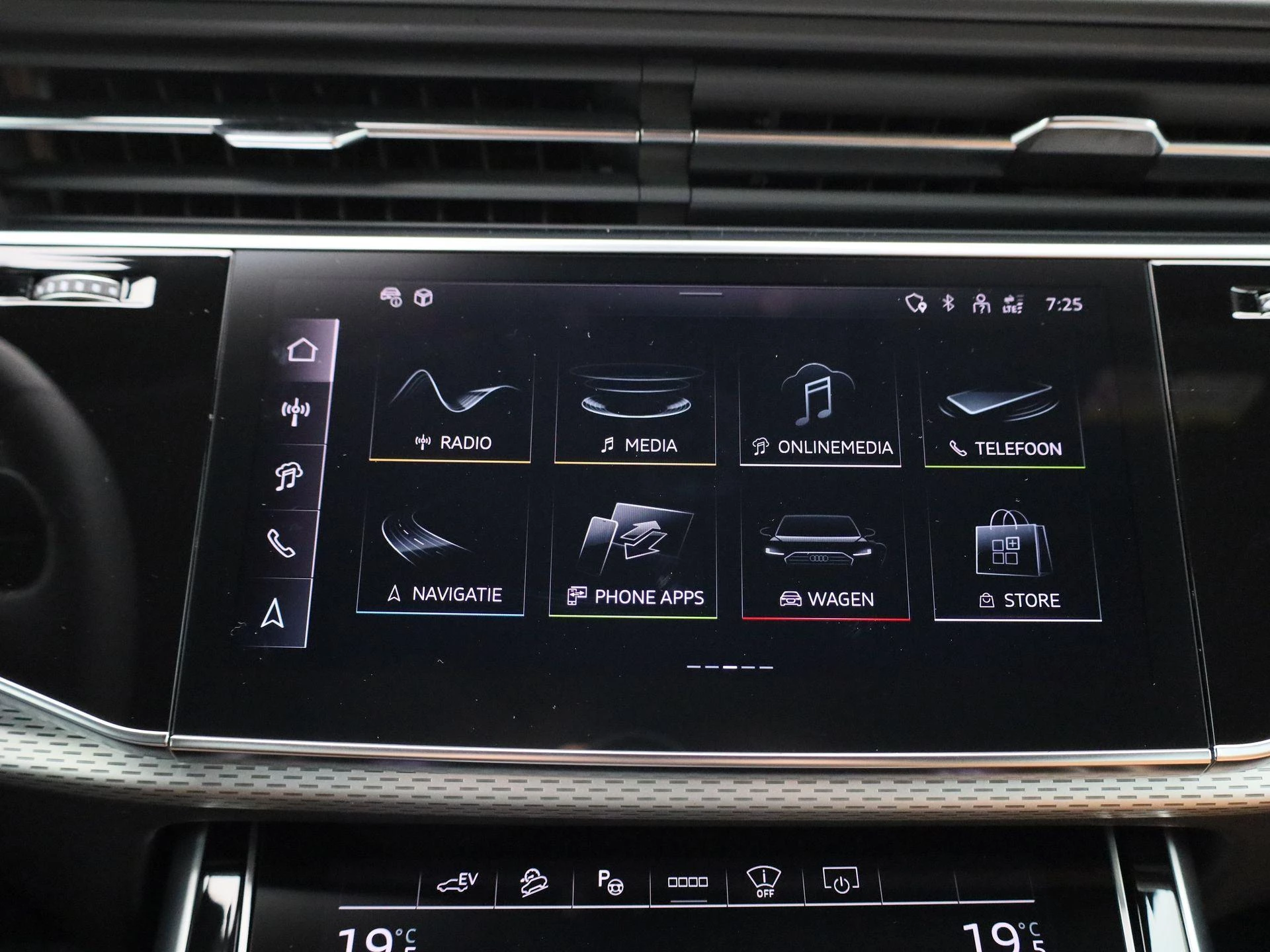 Audi-Q7-image-35