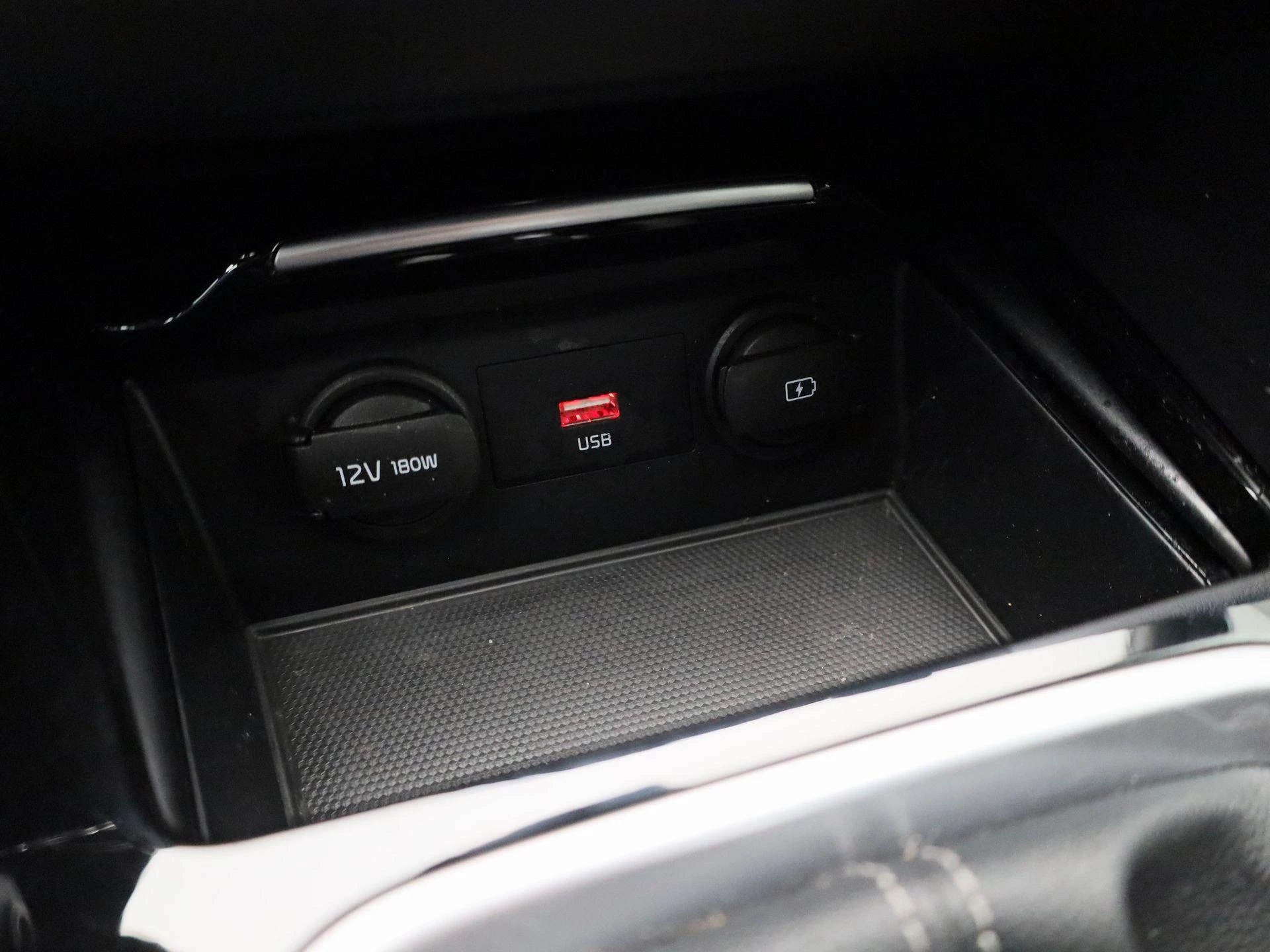 Kia-Ceed Sportswagon-image-22