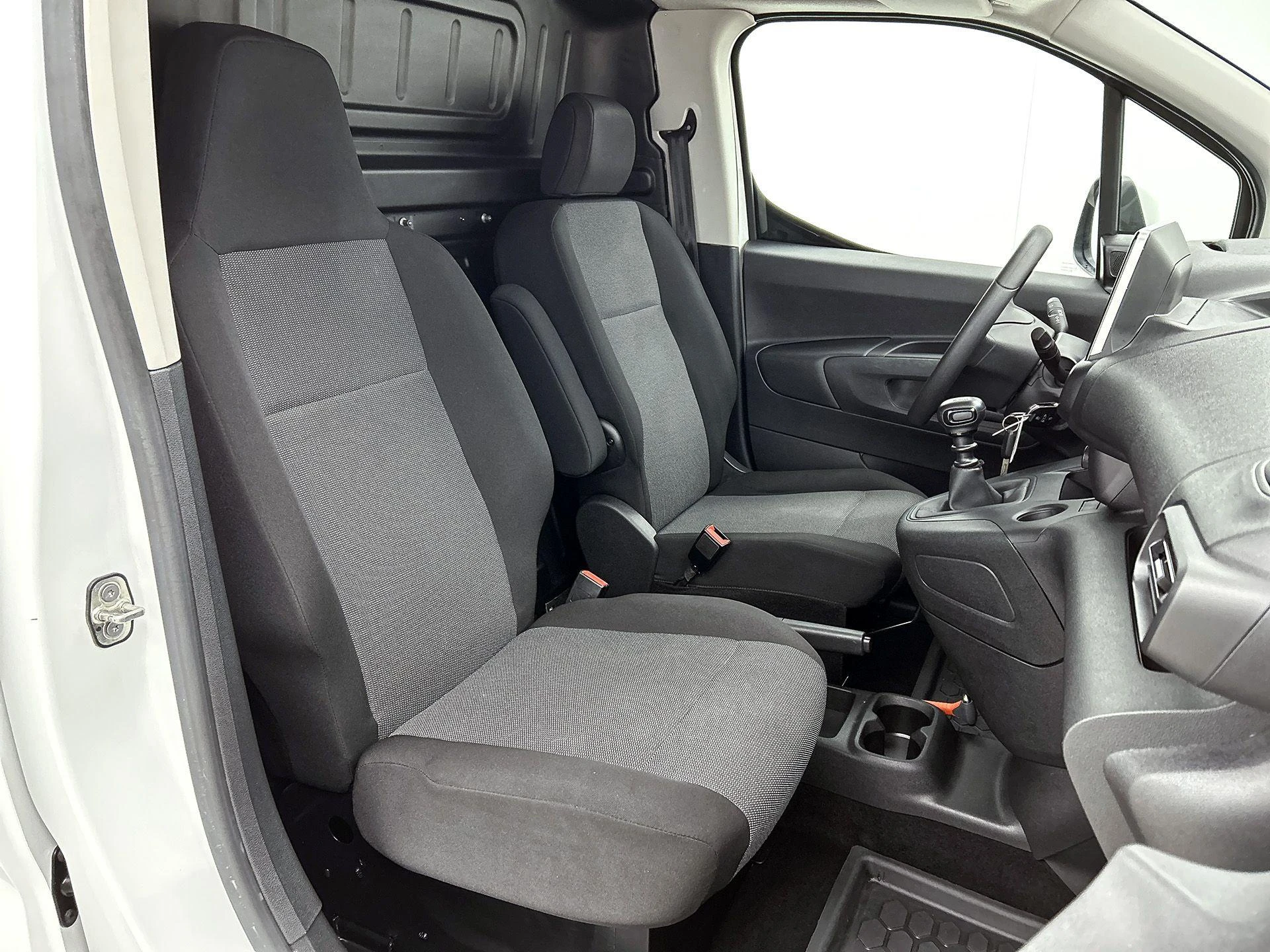 Opel-Combo-image-32