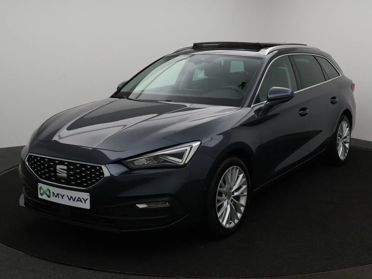 SEAT-Leon-image-0