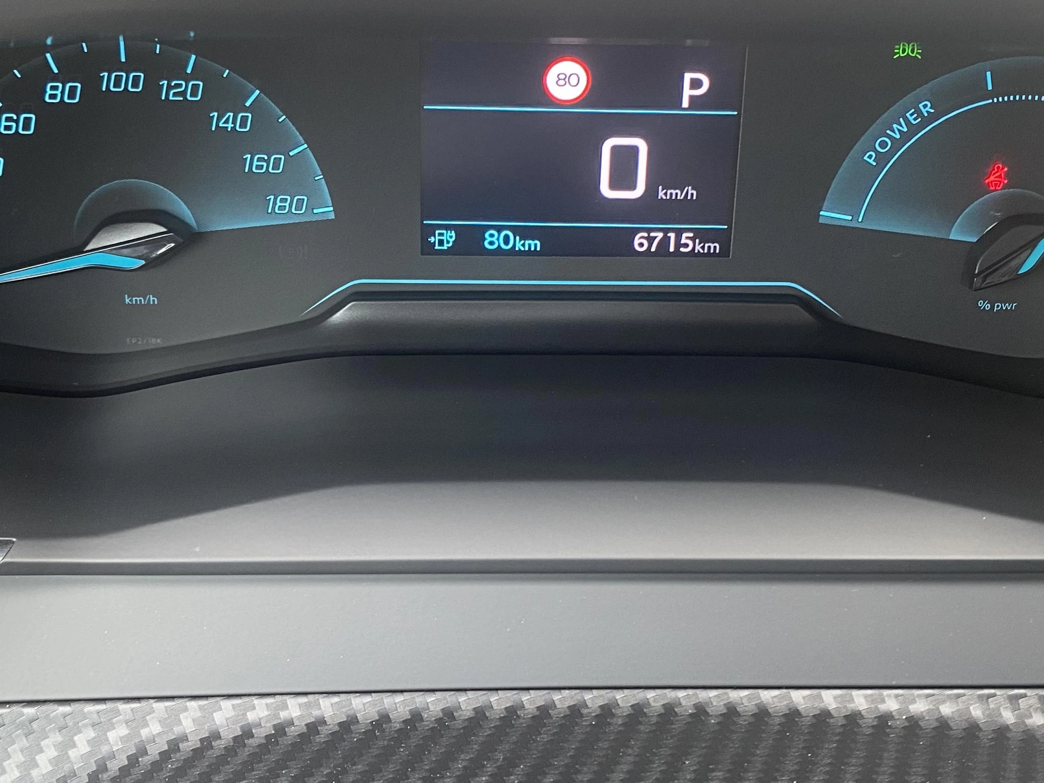 Peugeot-e-208-image-34