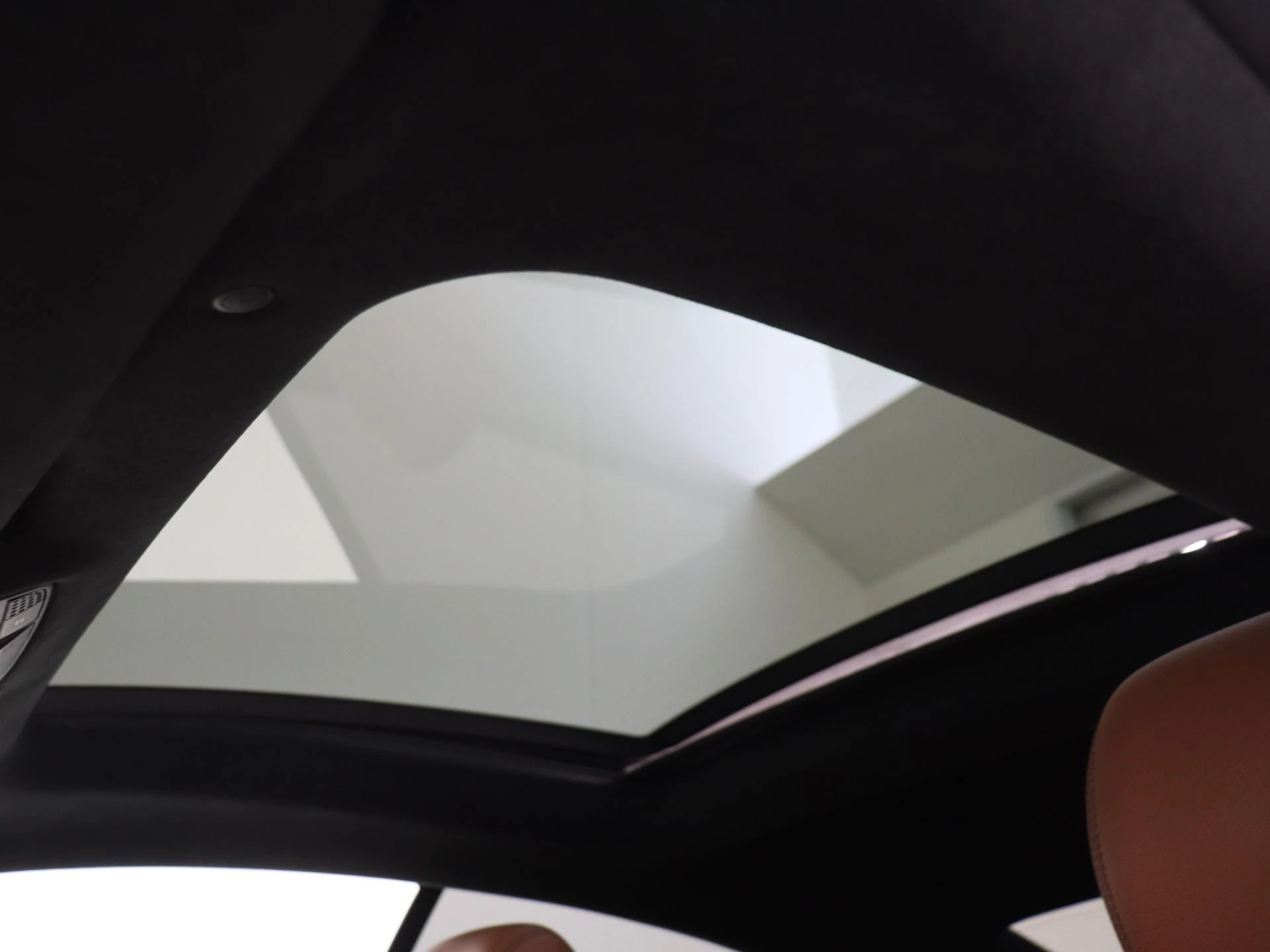 Mercedes-Benz-E-Klasse-image-27