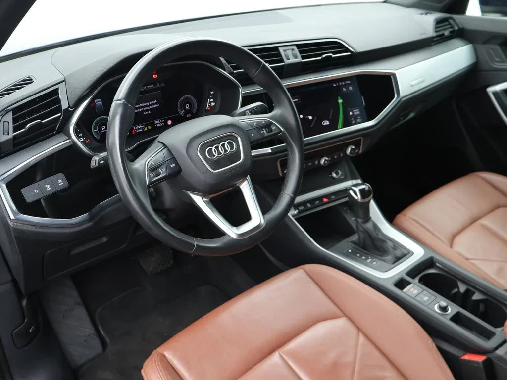 Audi-Q3-image-15
