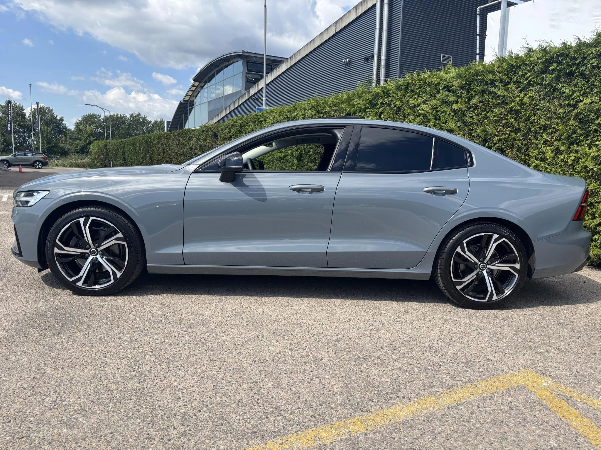 Volvo-S60-image-2