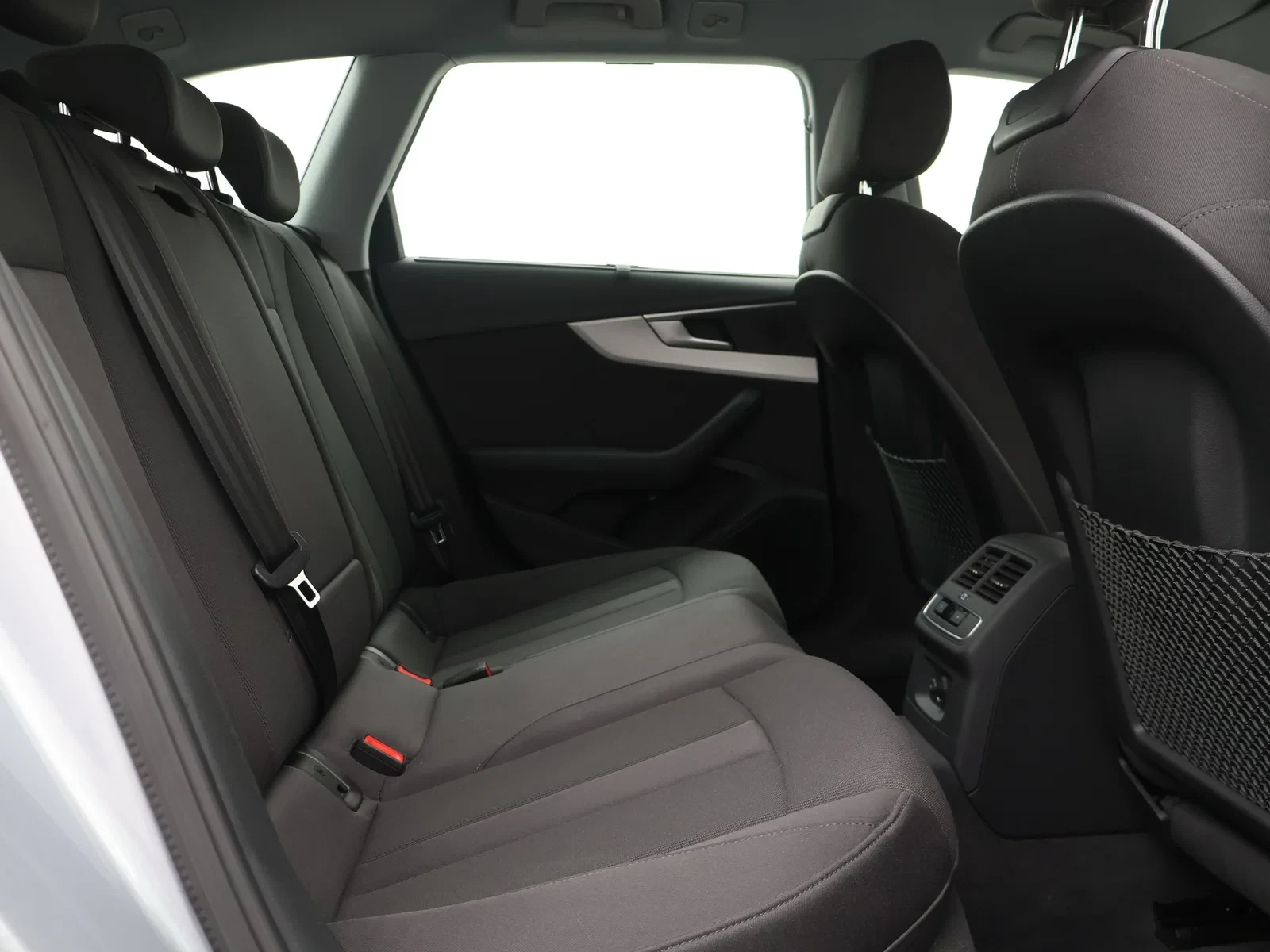 Audi-A4-image-12