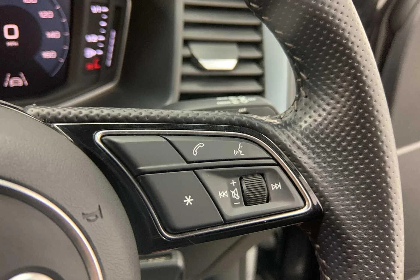 Audi-A1 Sportback-image-19