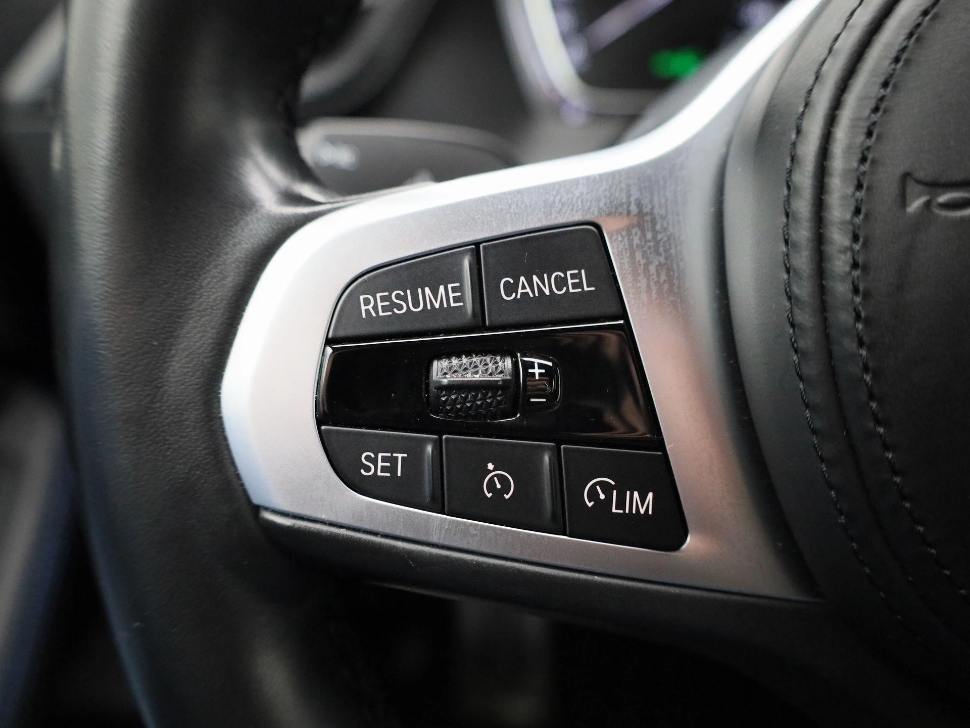 BMW-1 Serie-image-24