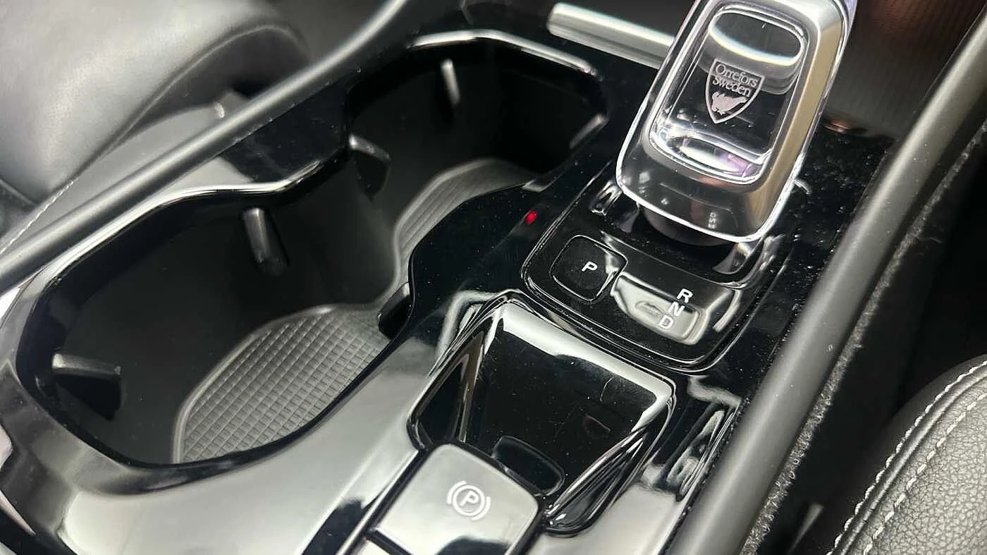Volvo-XC40-image-24
