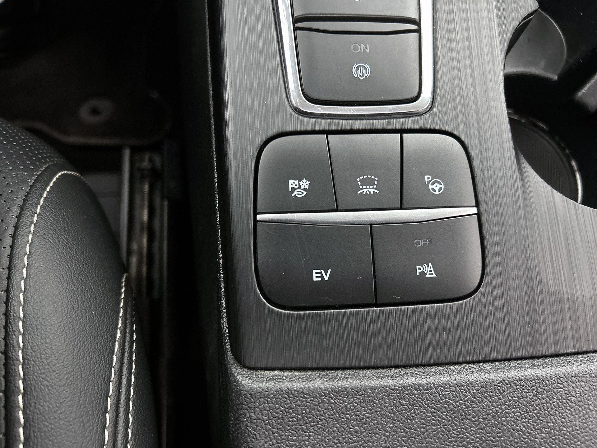 Ford-Kuga-image-24