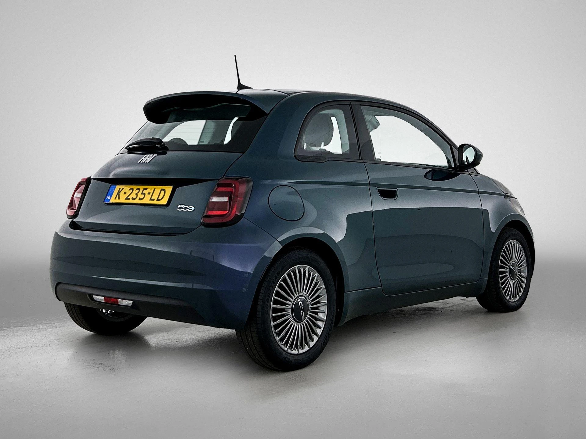 Fiat-500-image-3