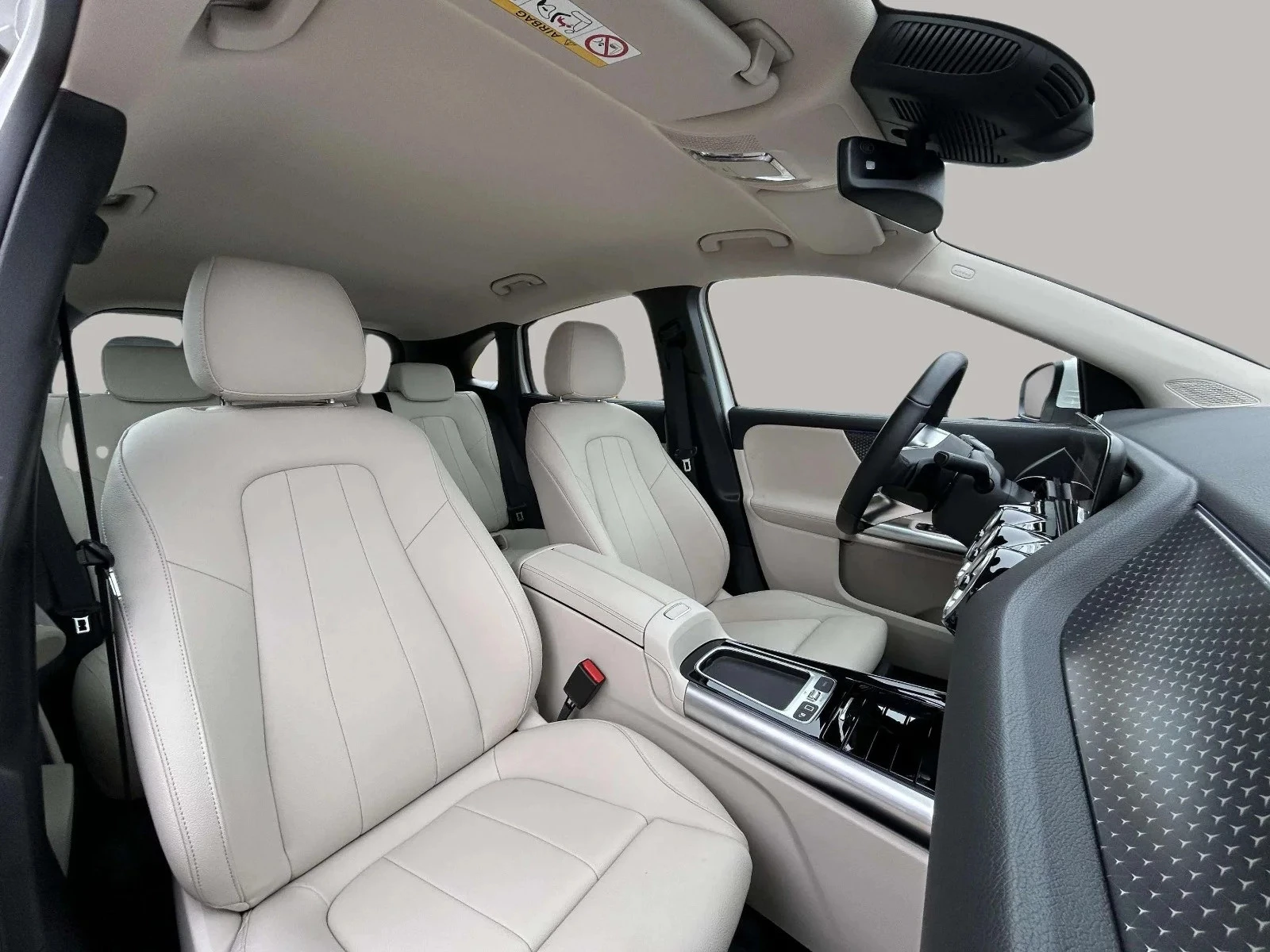 Mercedes-Benz-EQA-image-13