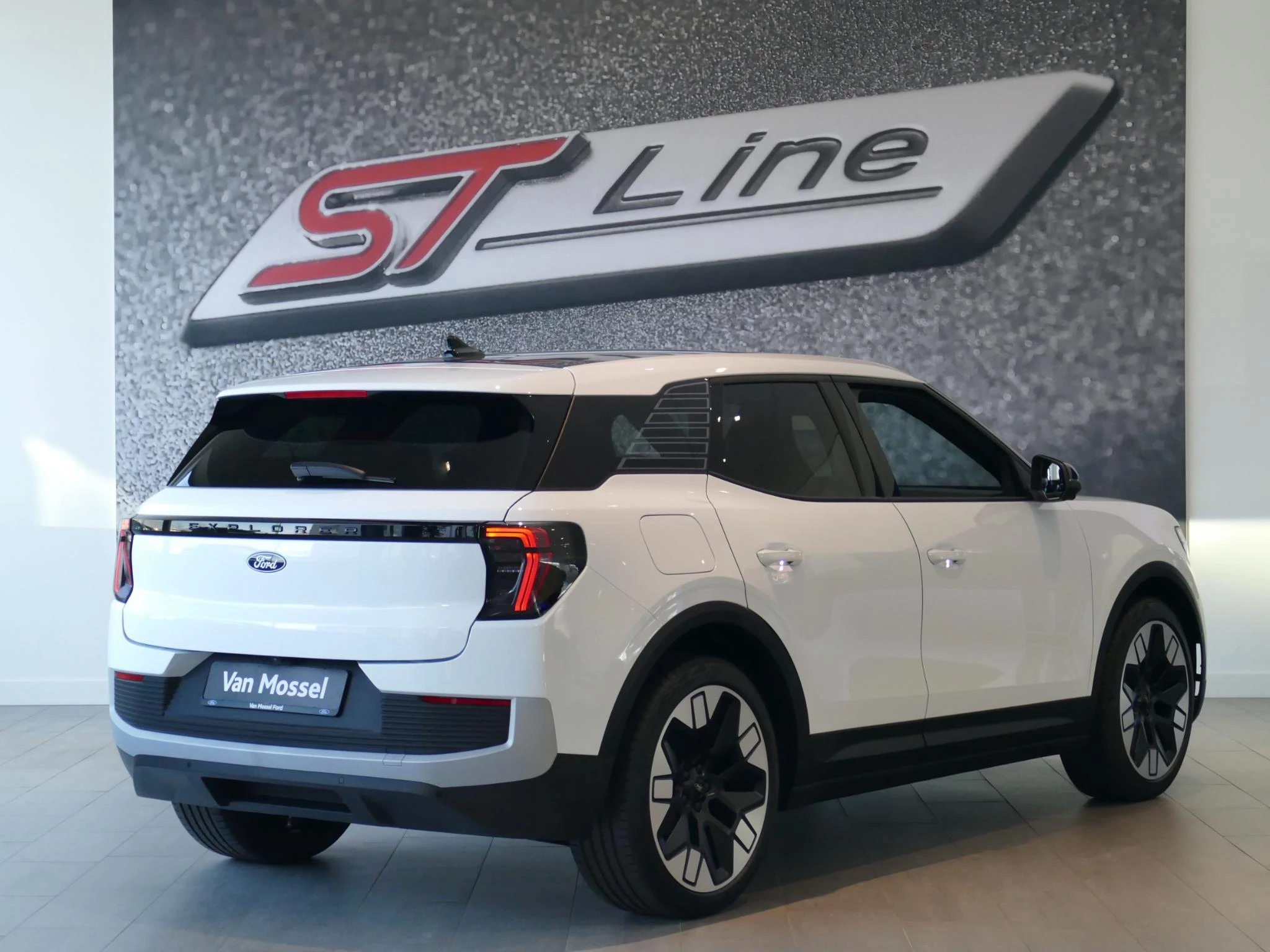 Ford-Explorer-image-4