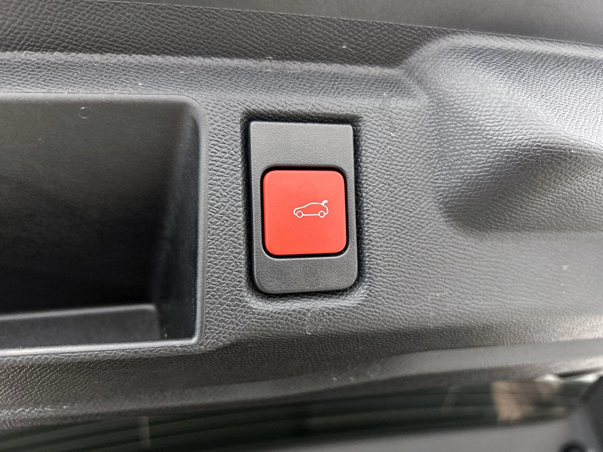 Opel-Grandland-image-29