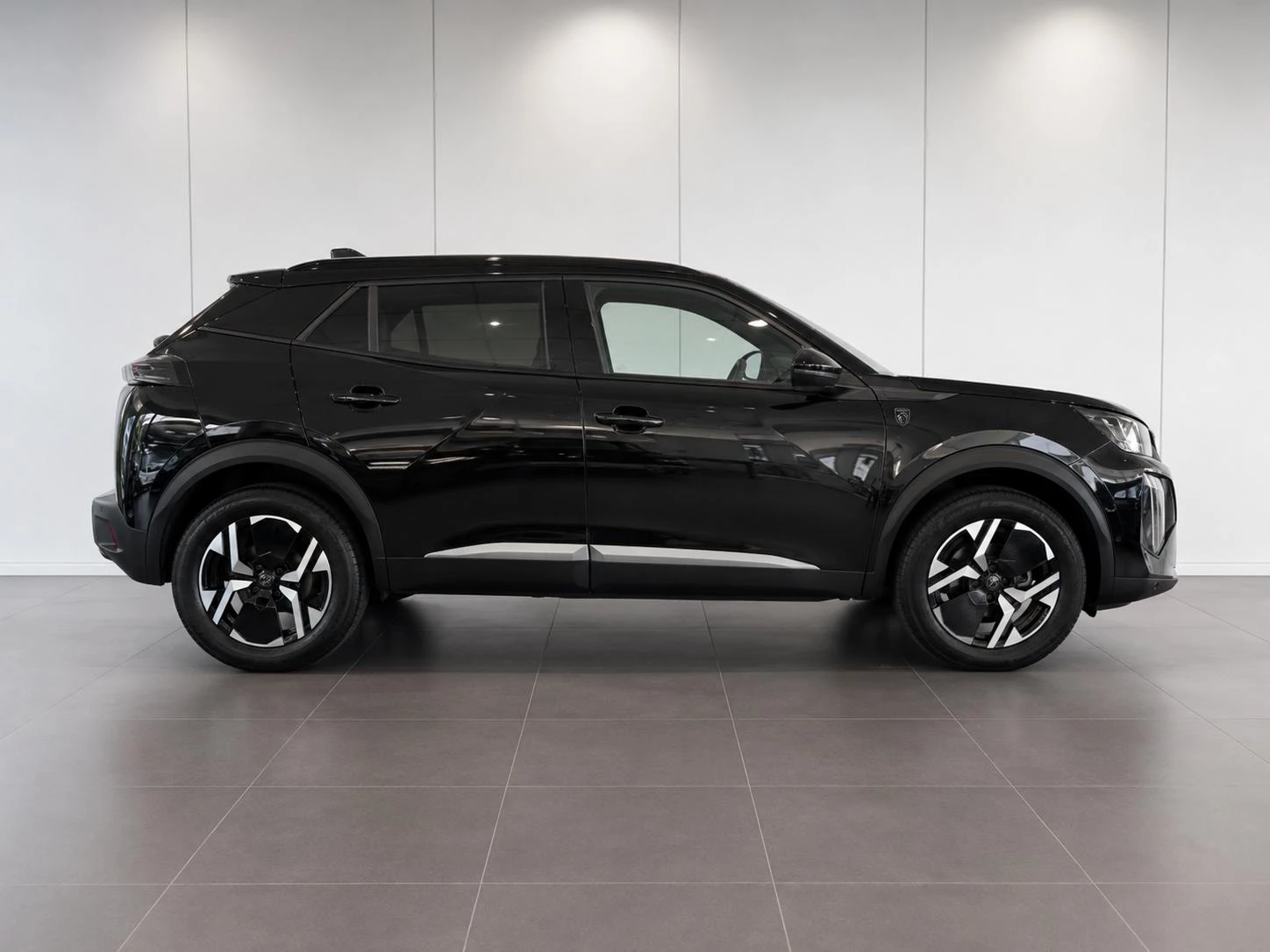 Peugeot 2008 1.2 Hybrid 145 Allure