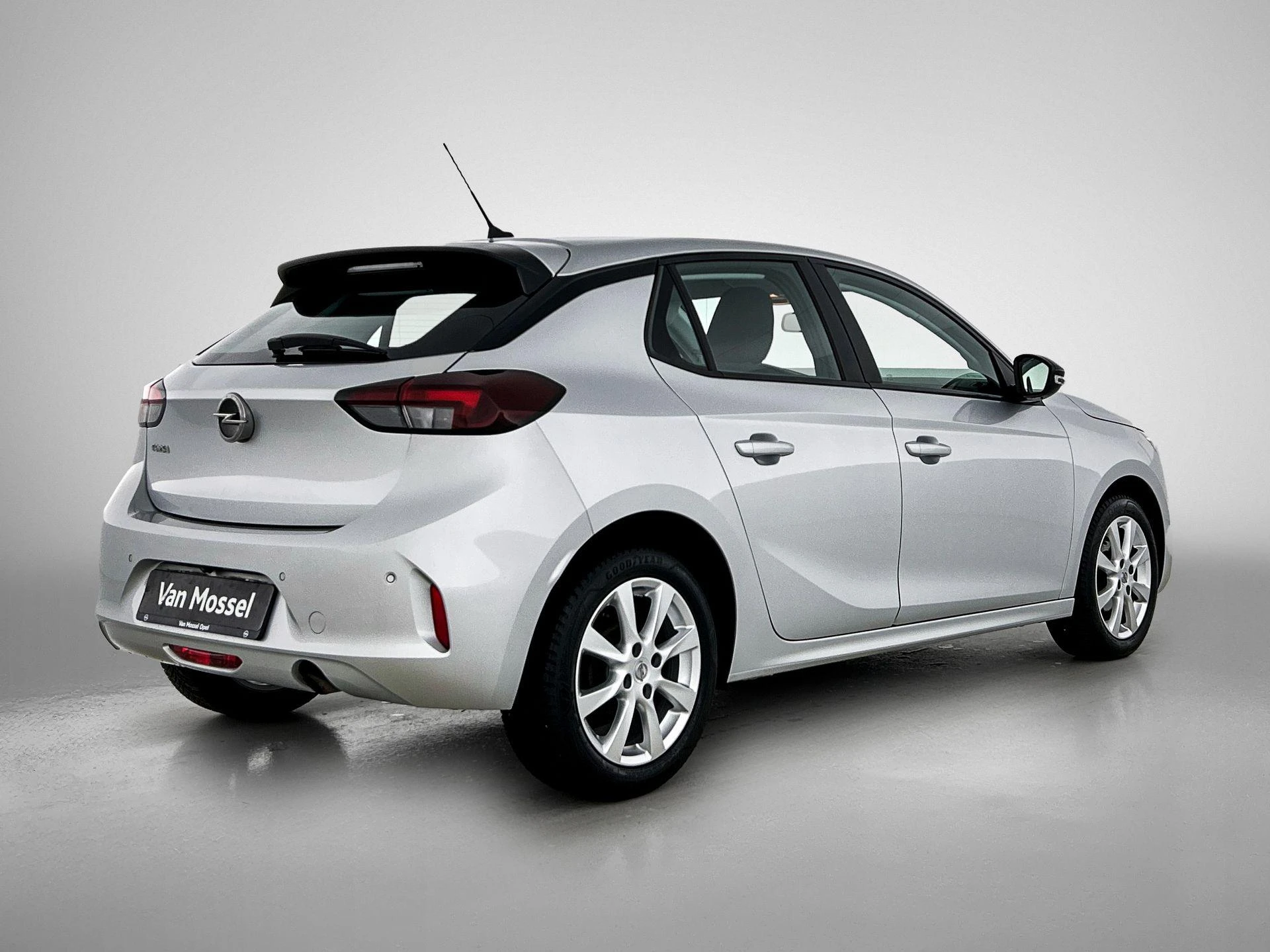 Opel-Corsa-image-3