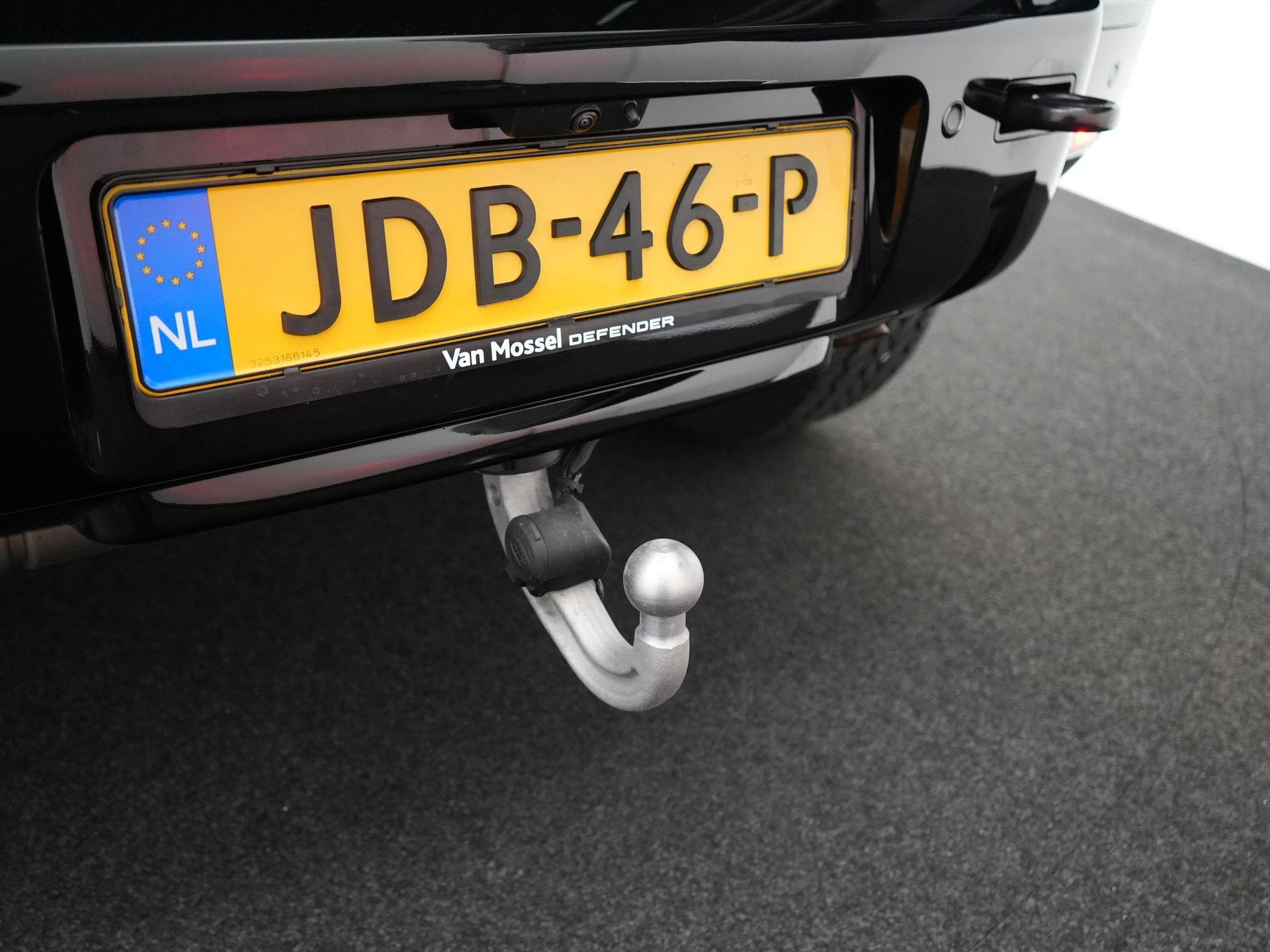 Land Rover-Defender-image-46