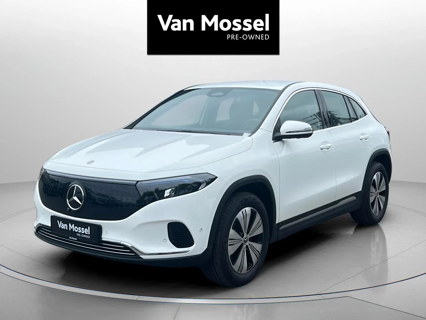 Mercedes-Benz-EQA-image-0