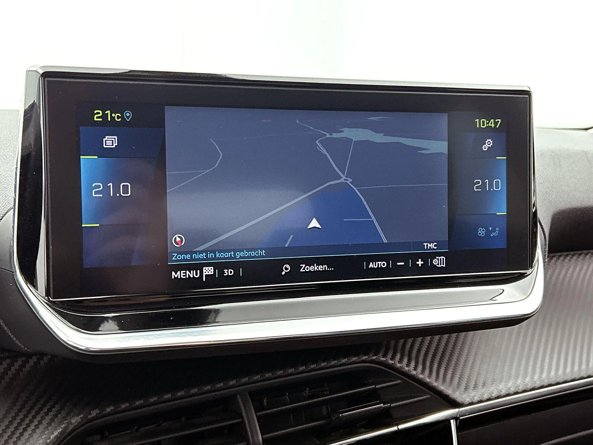 Peugeot-e-2008-image-25