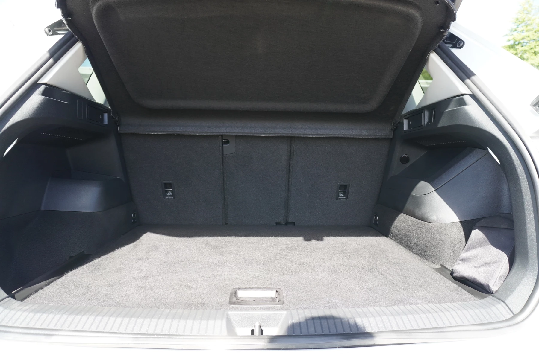 Volkswagen-Tiguan-image-15
