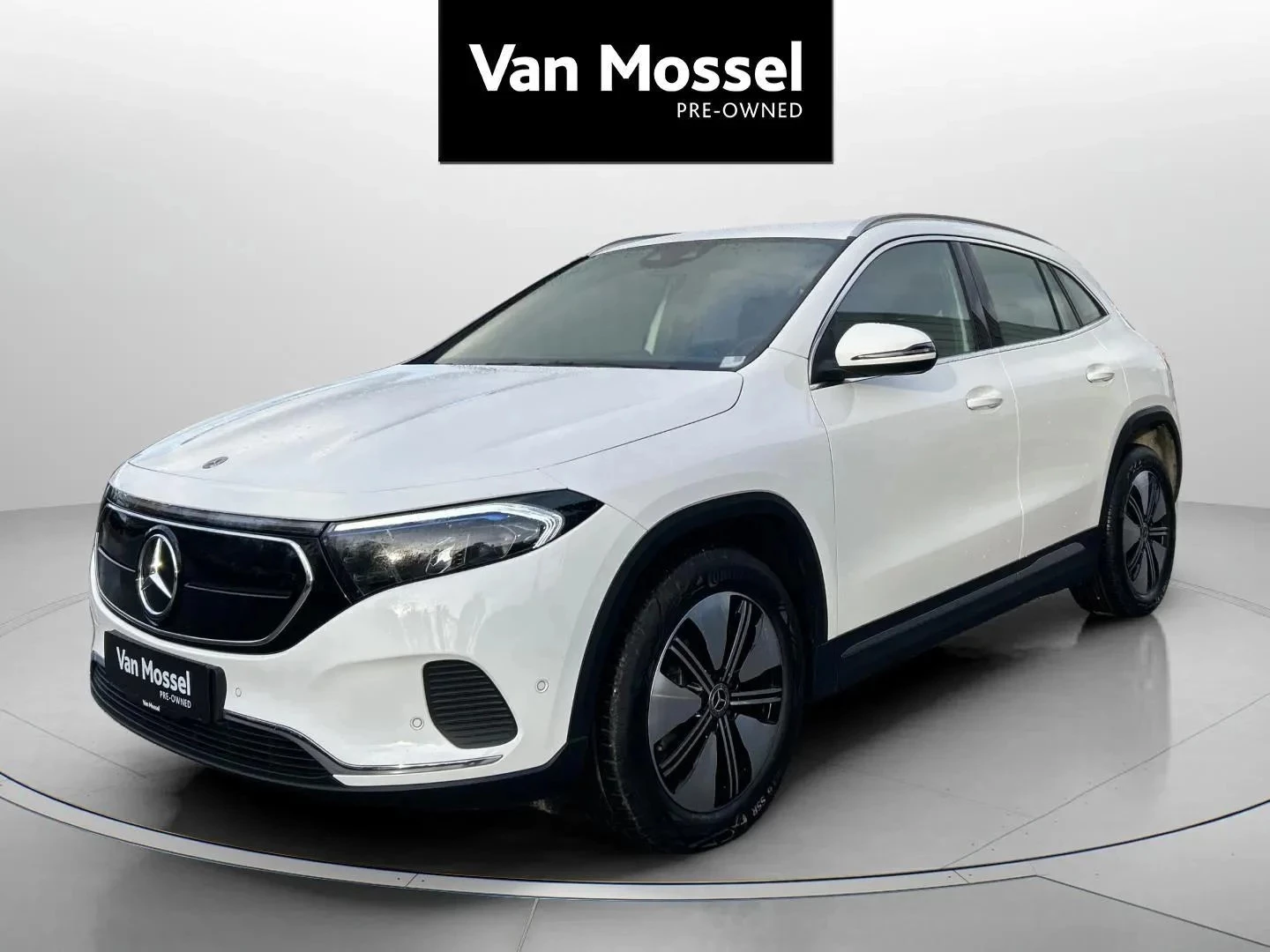 Mercedes-Benz-EQA-image-0