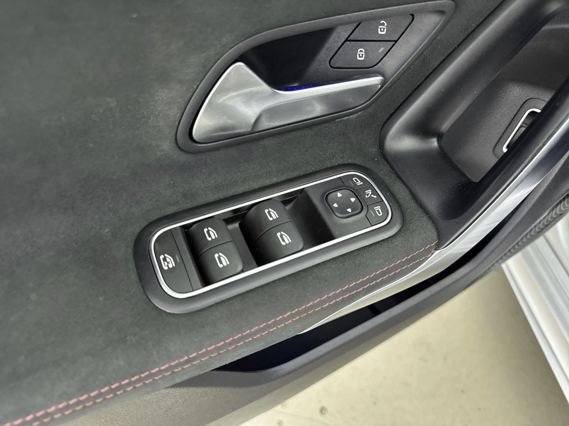 Mercedes-Benz-A-Klasse-image-19