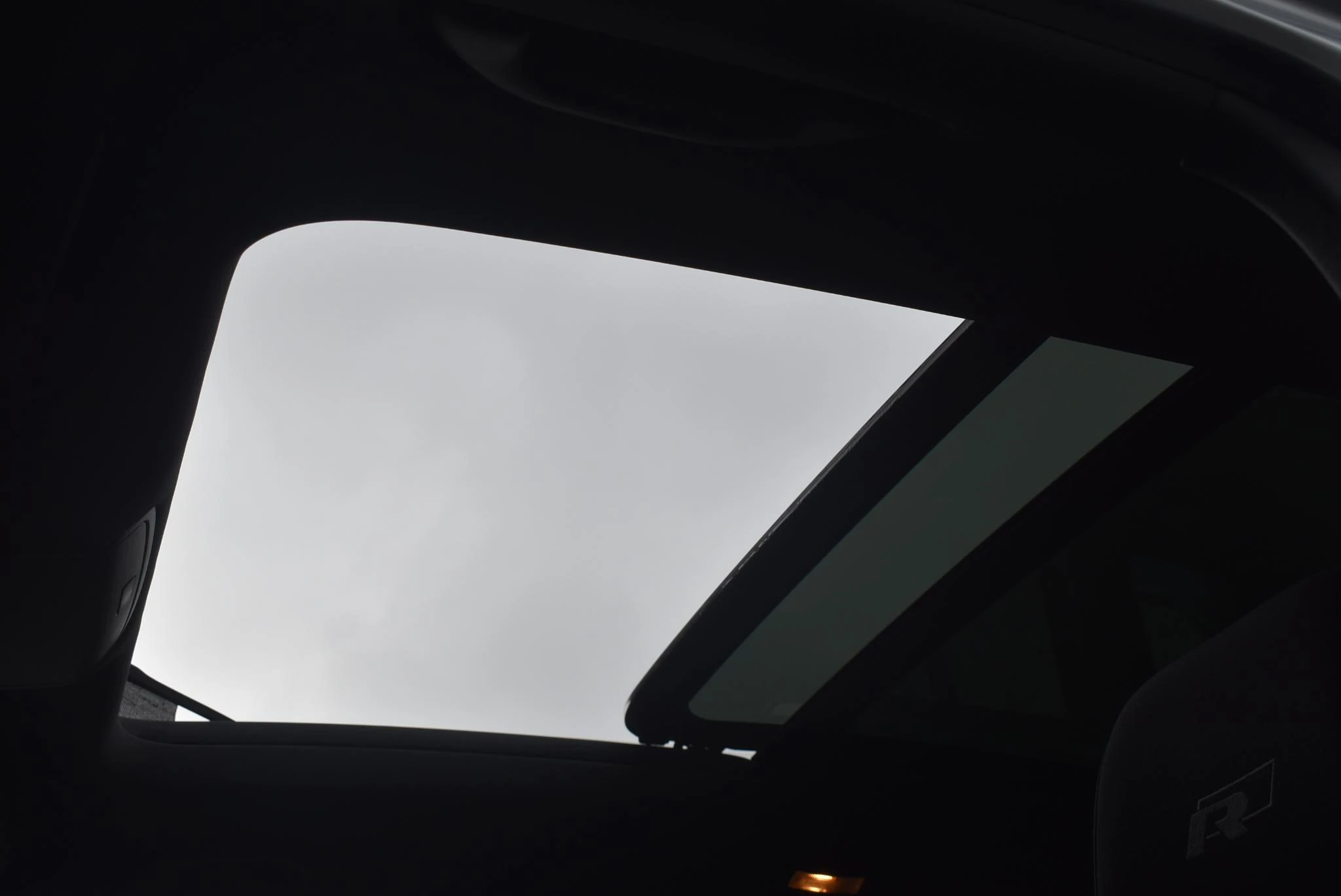 Volkswagen-Tiguan-image-15