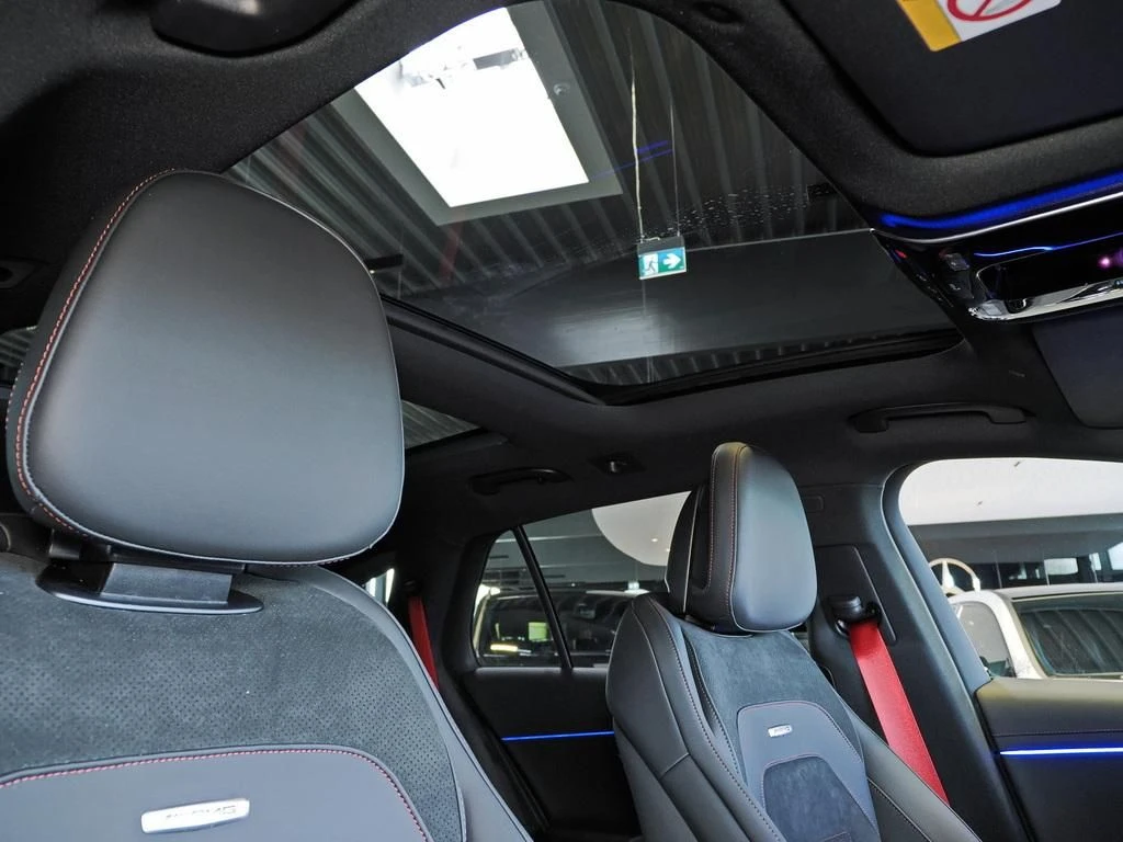 Mercedes-AMG-E-Klasse 53 AMG-image-14