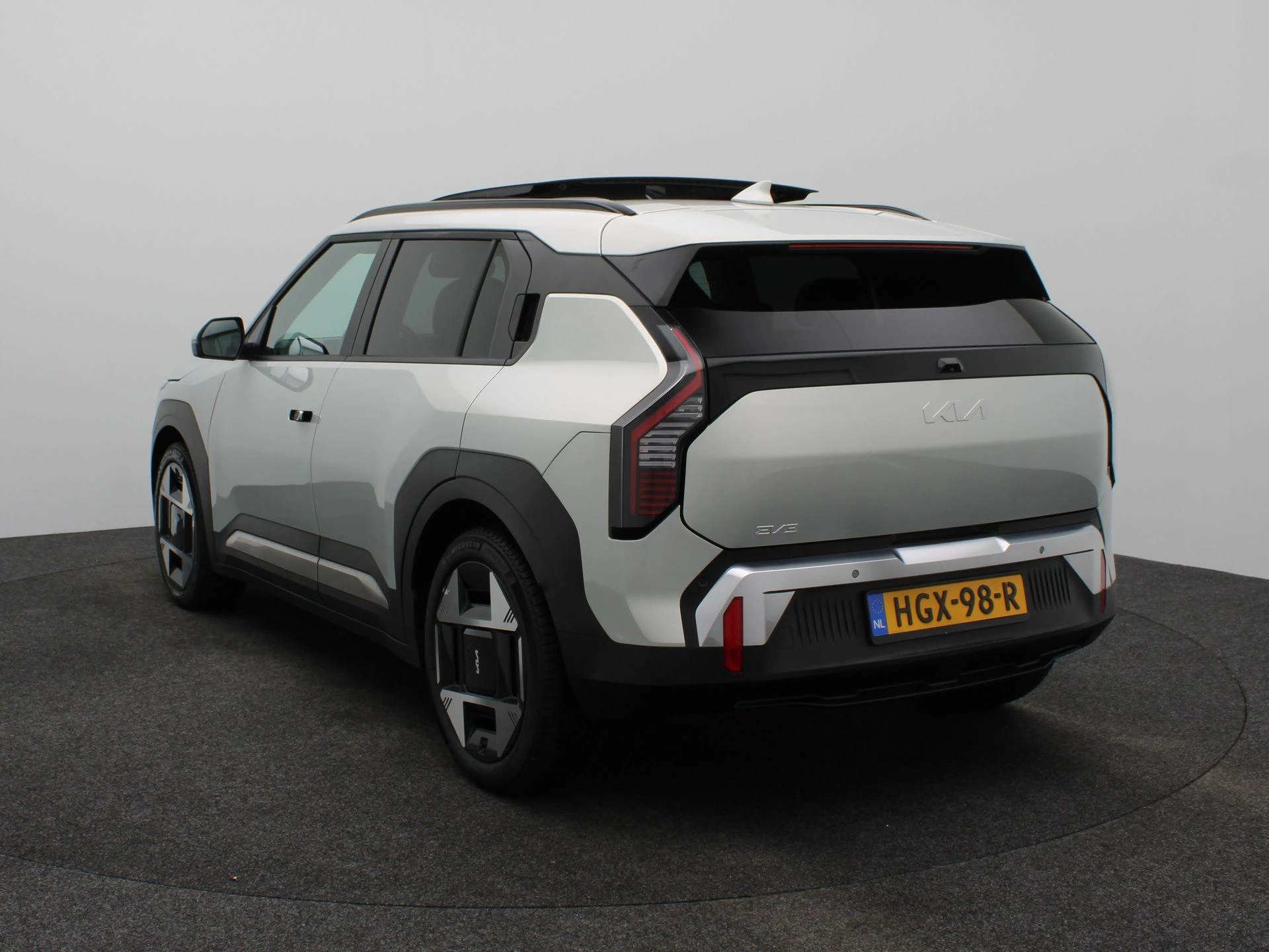 Kia EV3