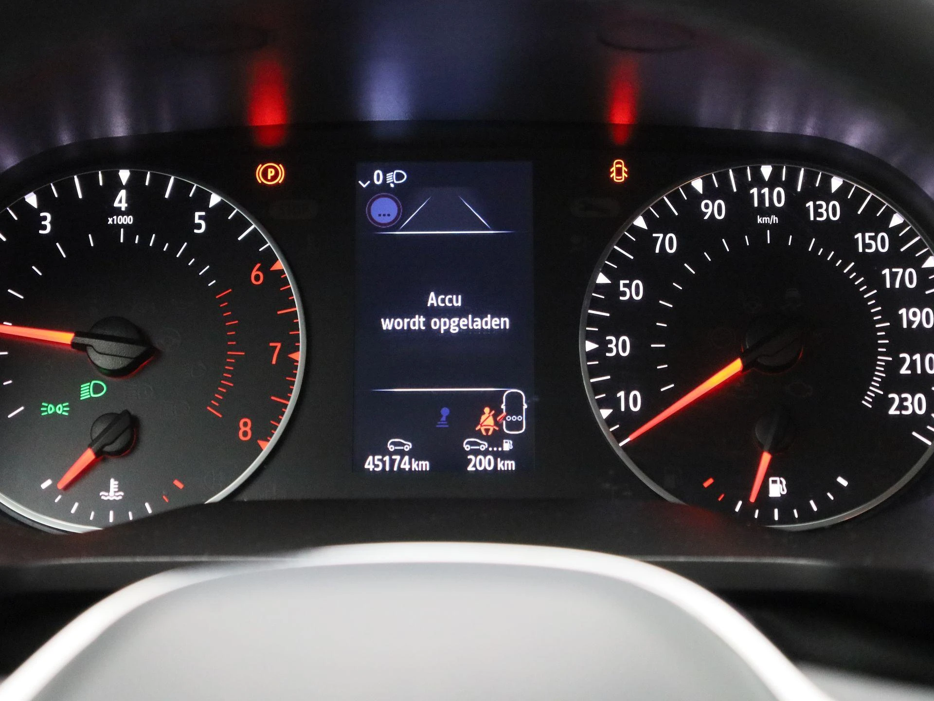 Renault-Captur-image-7