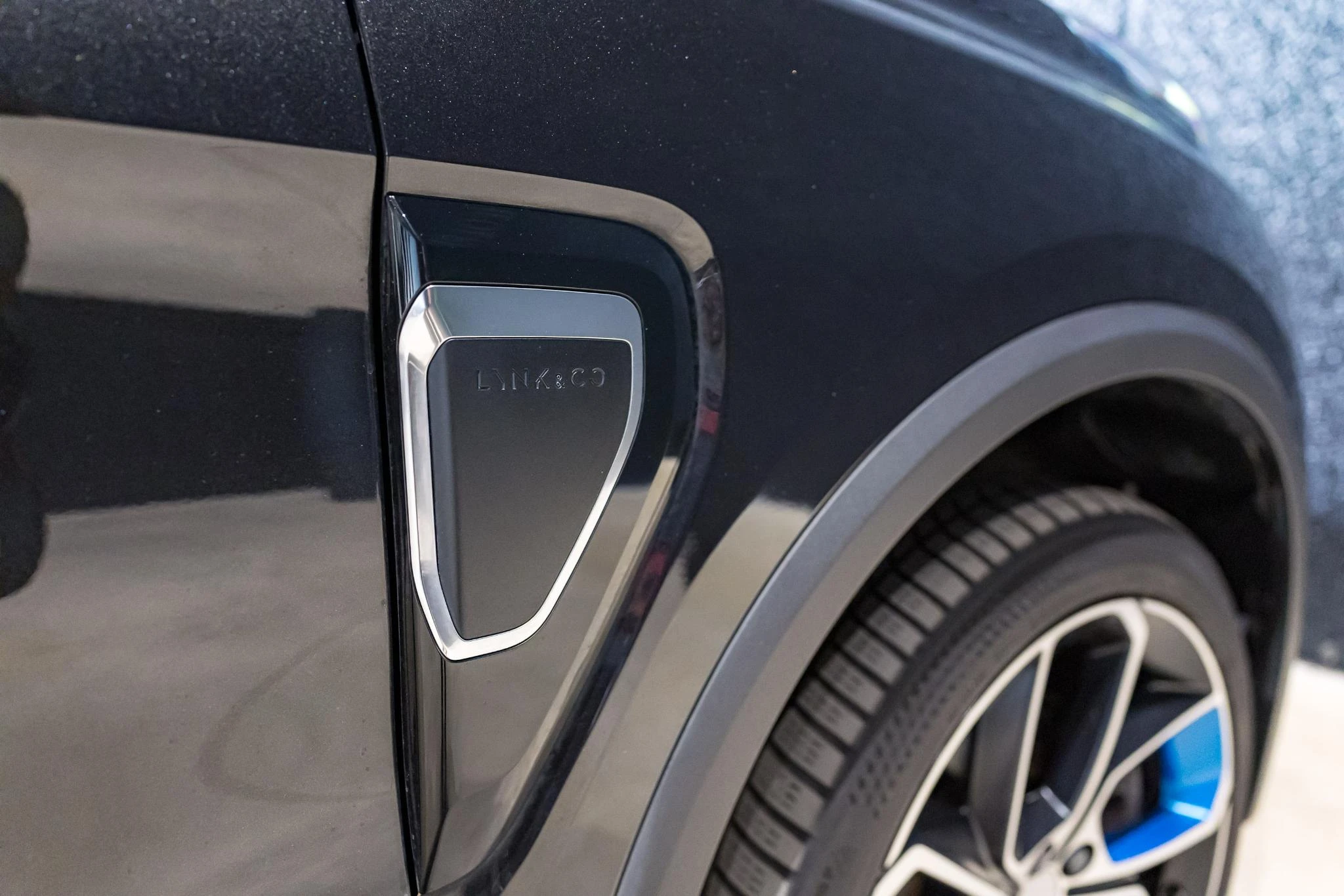 Lynk & Co-01-image-6