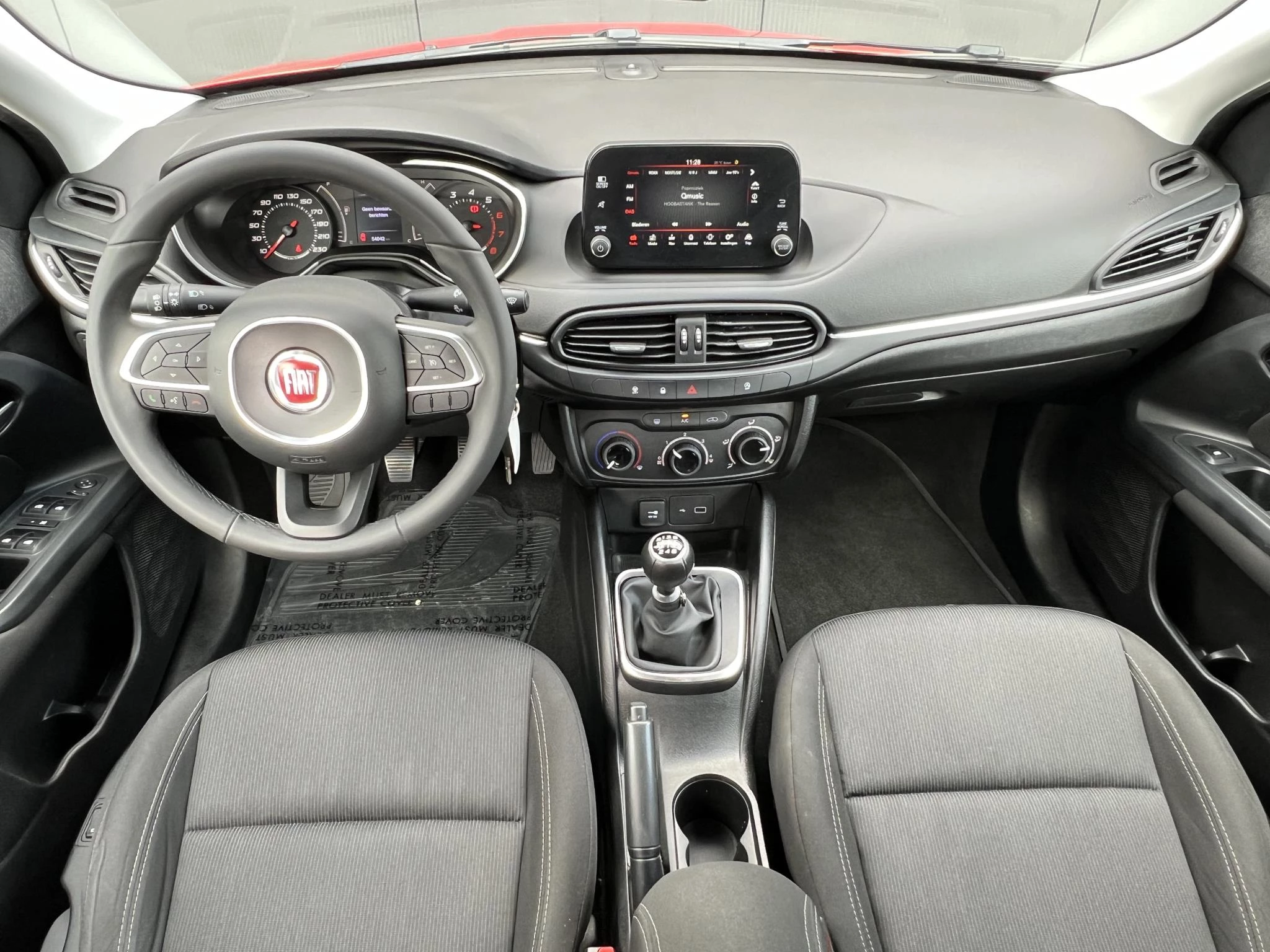 Fiat Tipo Stationwagon 1.4 Turbo Mirror