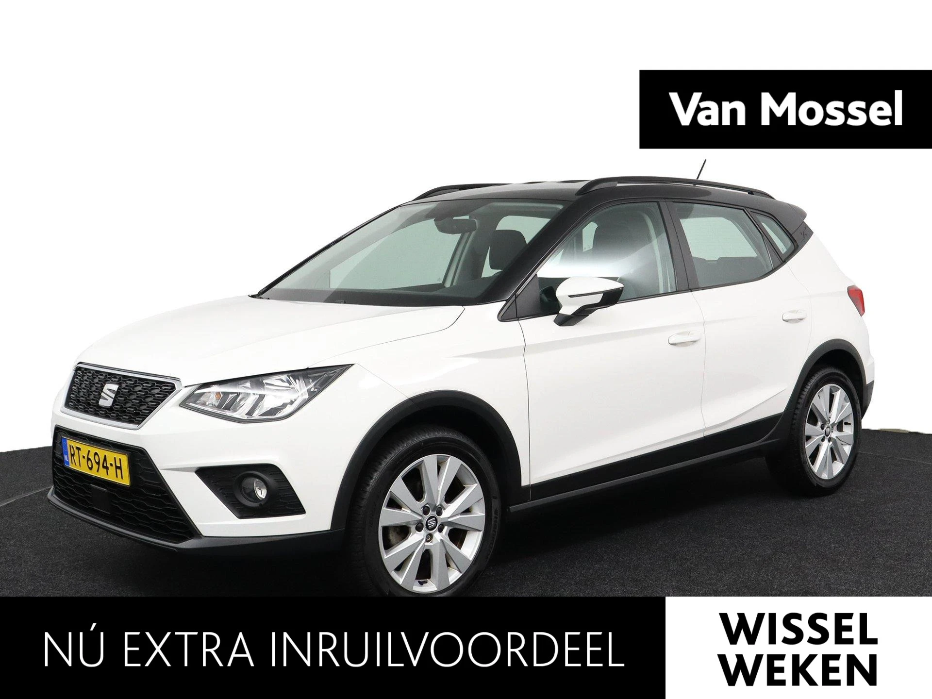 SEAT-Arona-image-0