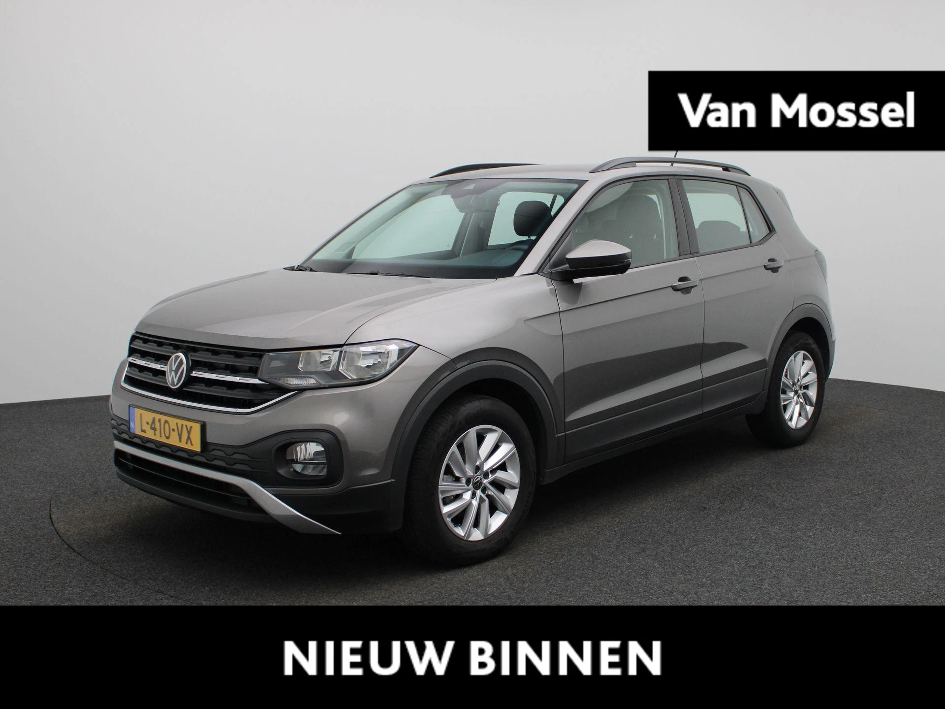 Volkswagen-T-Cross-image-0