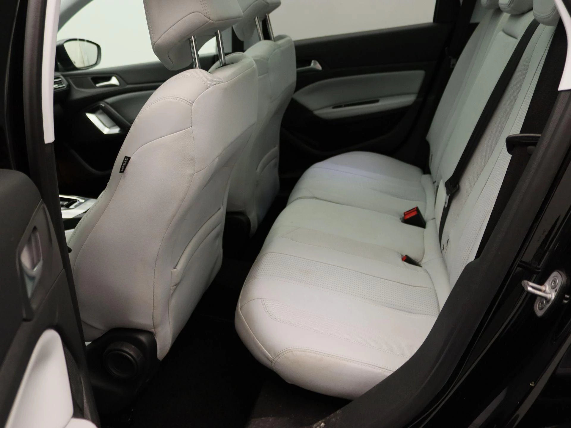 Peugeot-308-image-11