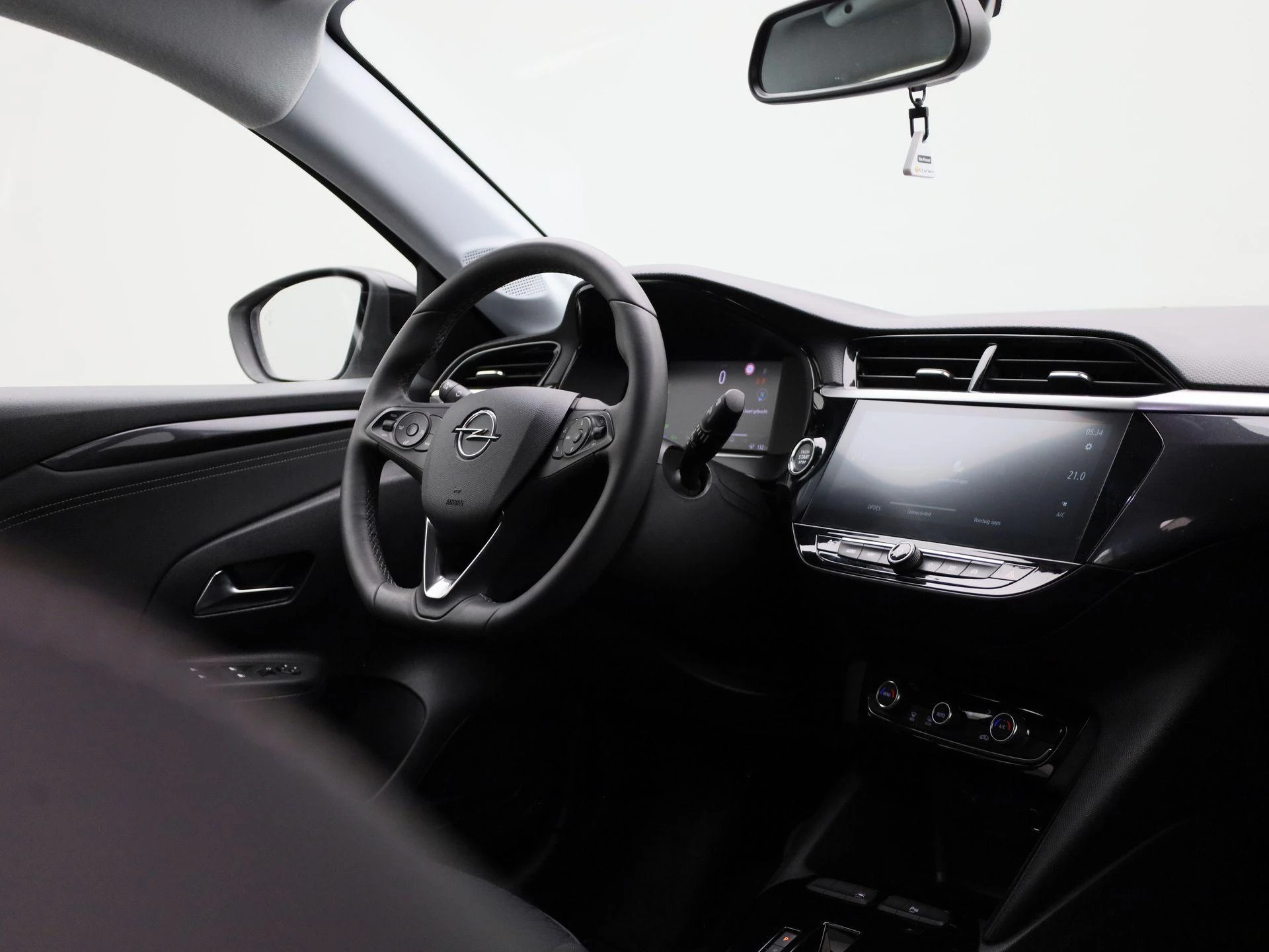 Opel-Corsa-e-image-33