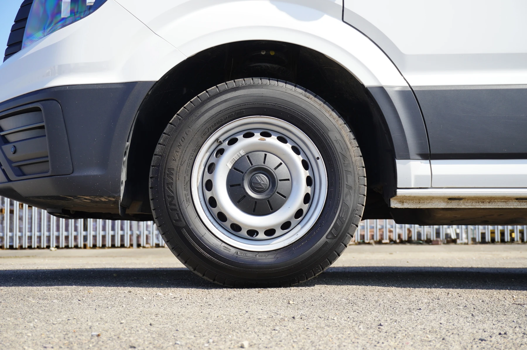 Volkswagen-Crafter-image-4