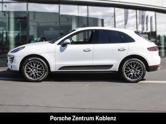 Porsche-Macan-image-1