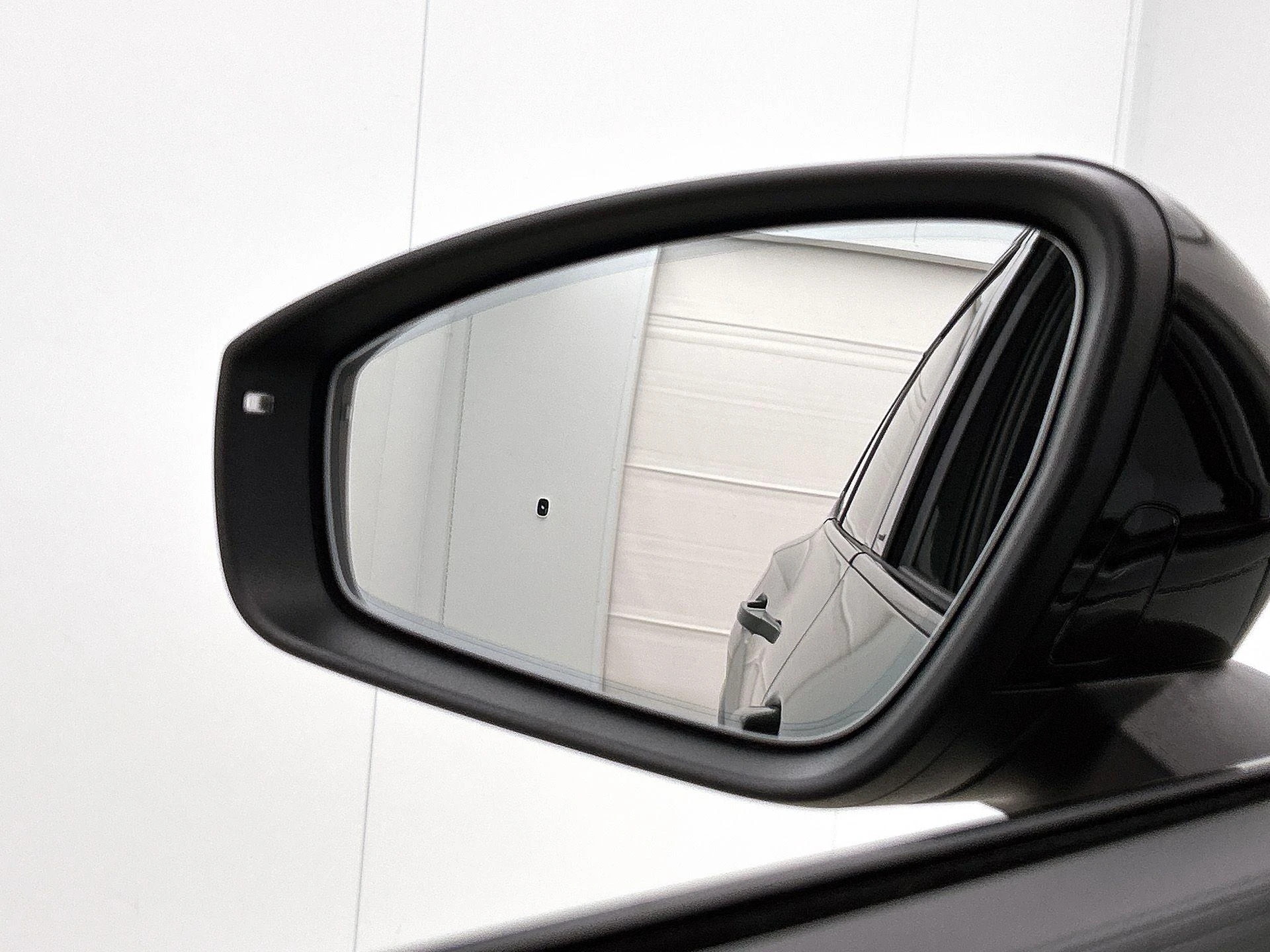 Volkswagen-Tiguan-image-21
