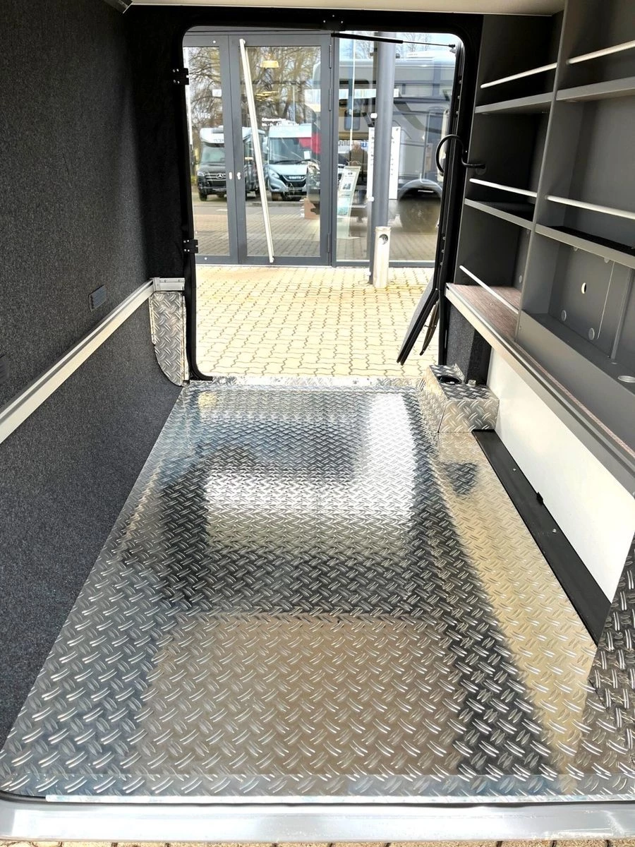 Hymer--image-23