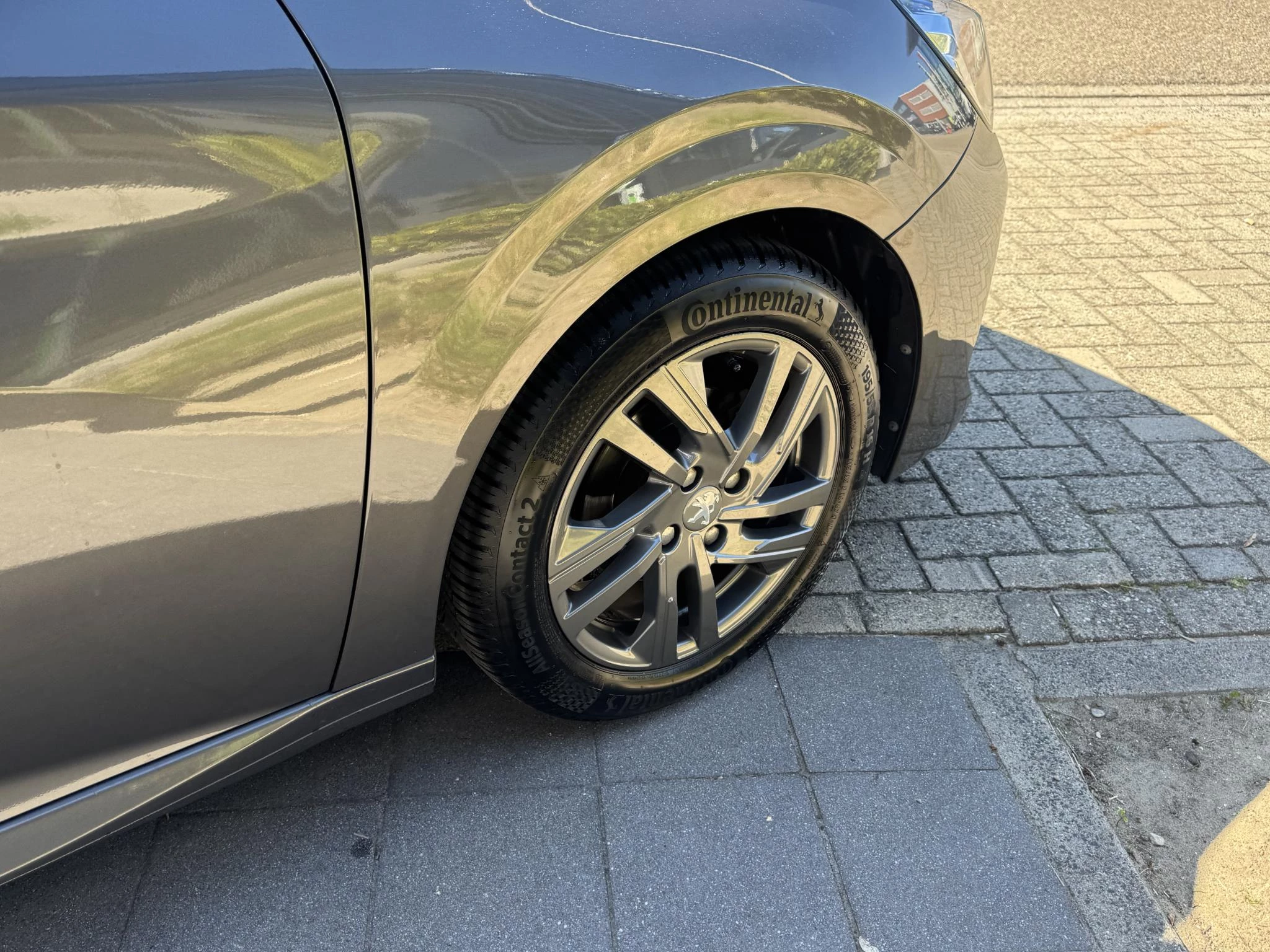 Peugeot-208-image-13