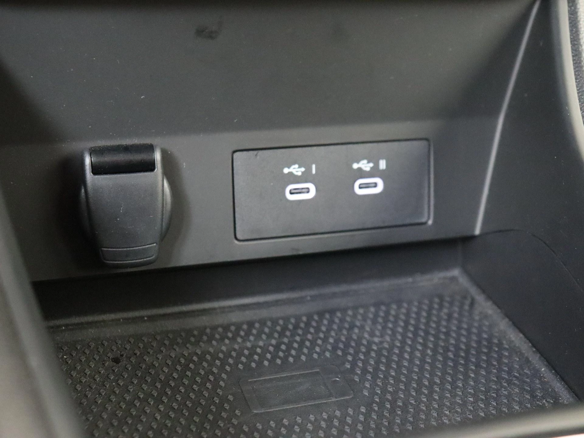 Renault-Captur-image-24