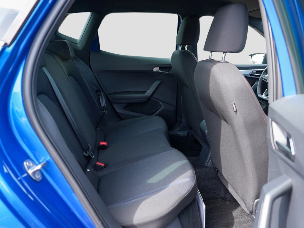SEAT-Arona-image-10