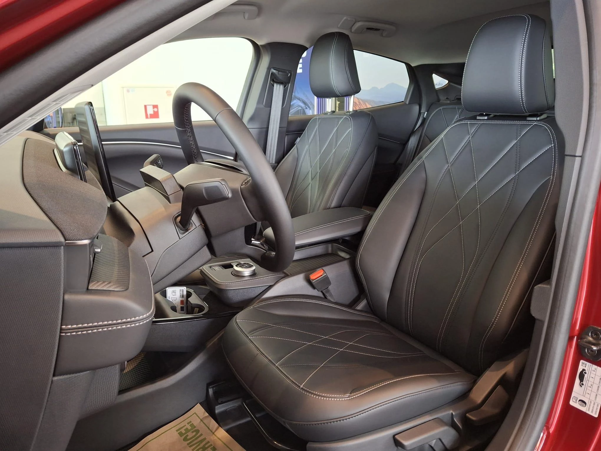 Ford-Mustang Mach-E-image-4