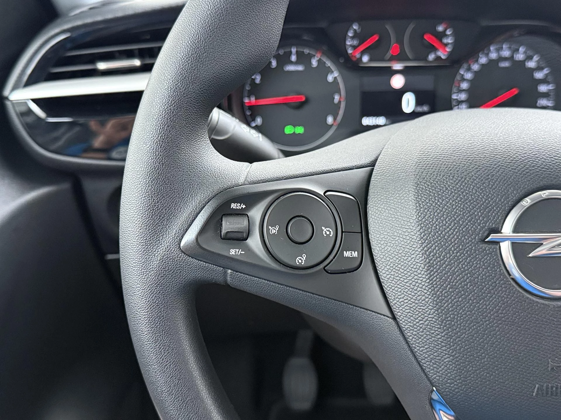 Opel-Corsa-image-13