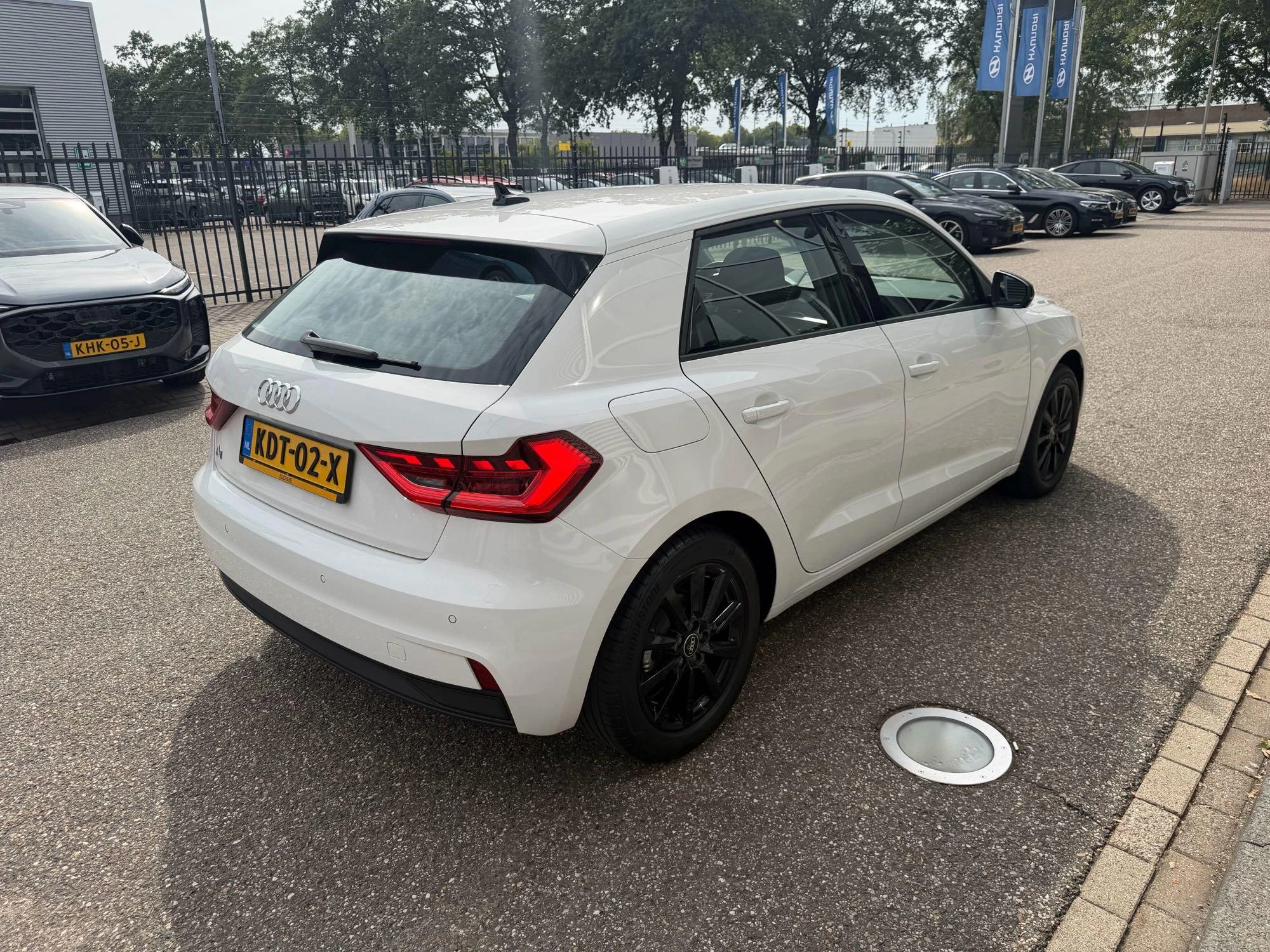 Audi-A1 Sportback-image-2